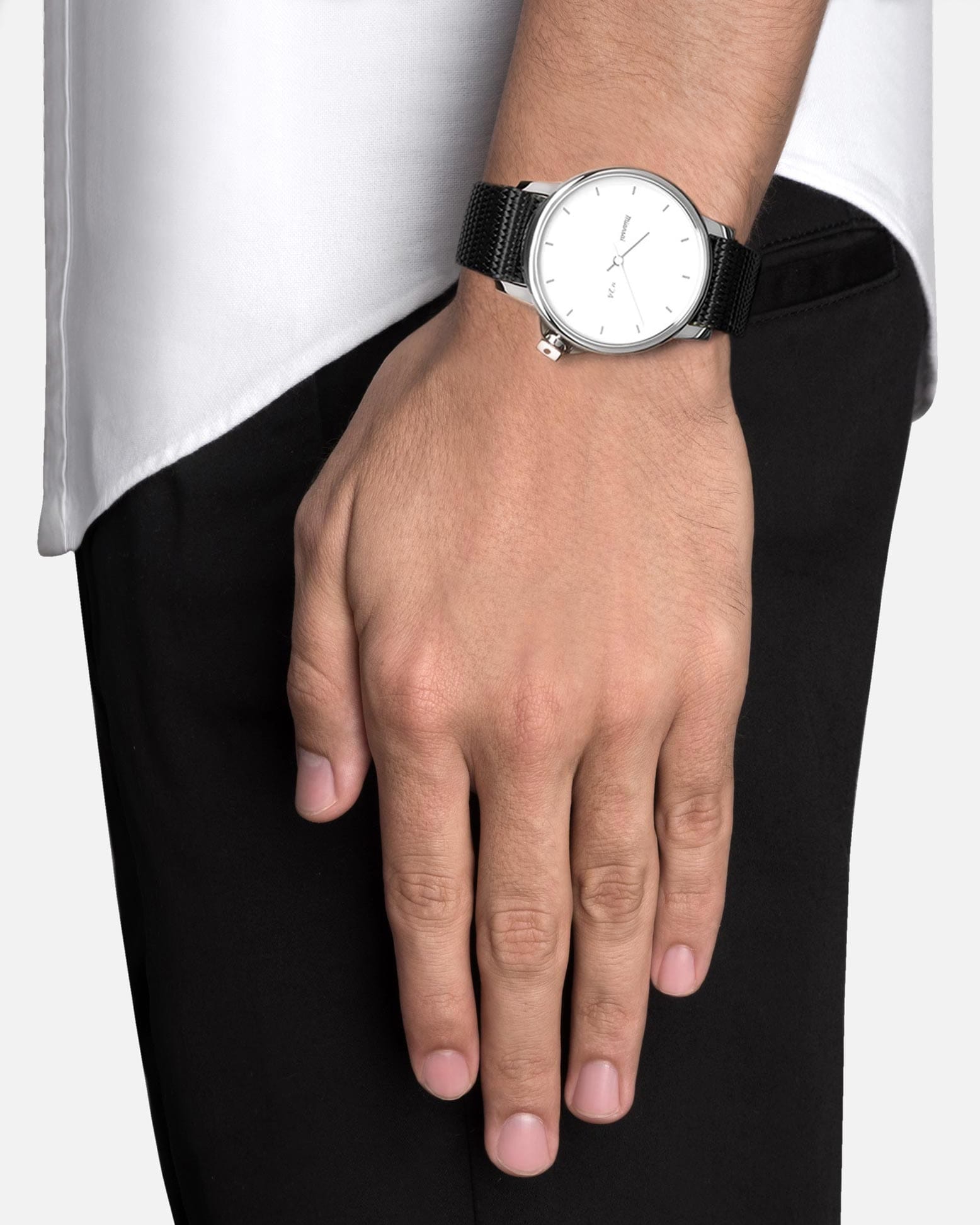 M24 II White & Black Nylon Watch Strap - Durable Replacement Band for Smartwatches & Fitness Trackers - Perfect for Workouts, Outdoor Activities & Everyday Wear