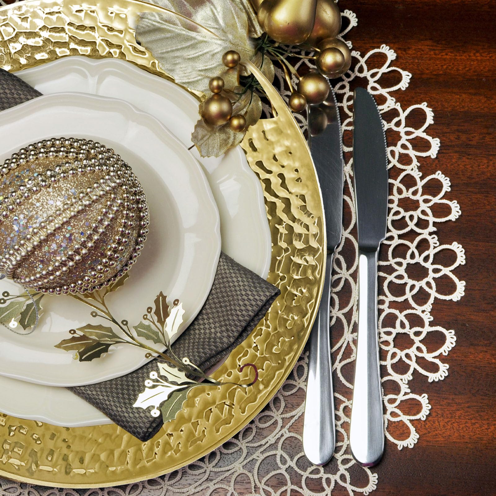 13-Inch Stainless Steel Hammered Charger Plates - Gold Dinner Plate Chargers Set of 6, Round Serving Plates for Weddings, Parties & Formal Dining - Elegant Tableware Decor