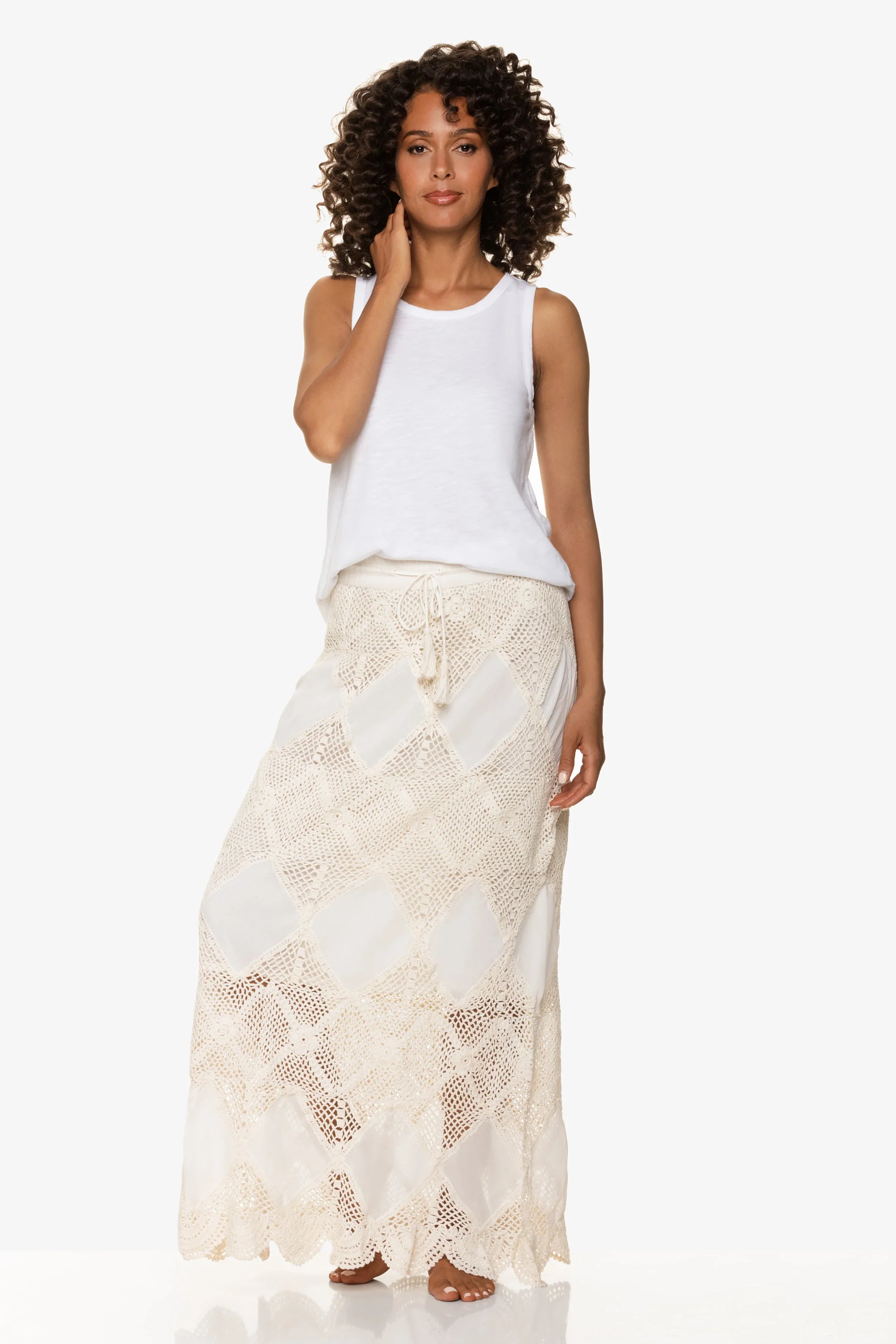 Classic White Tank Top for Women - Comfortable Cotton Basic Tee - Perfect for Casual Wear, Layering & Summer Outfits