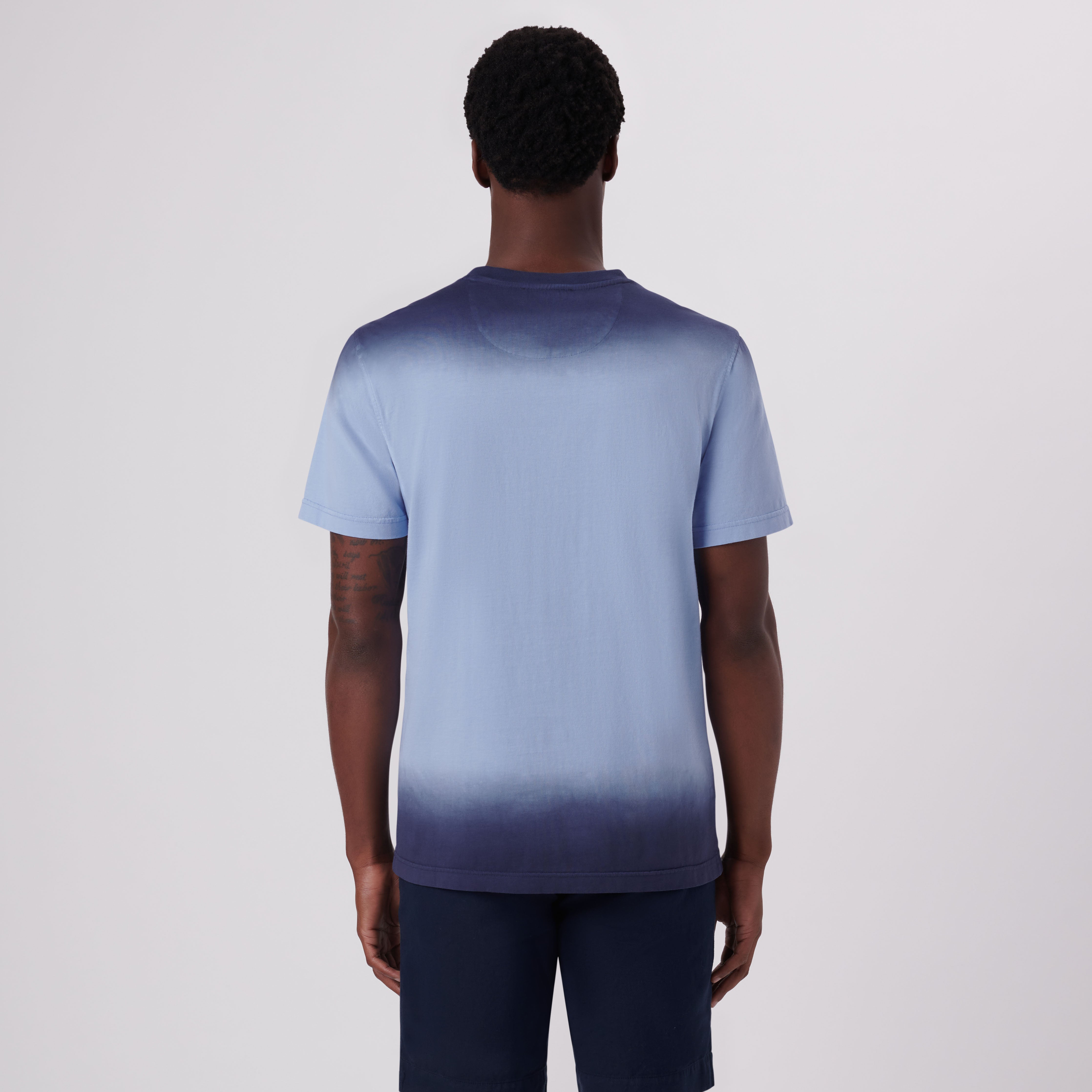 Stylish Gradient Print Crew Neck T-Shirt for Men & Women | Trendy Casual Wear for Everyday, Gym, and Outings