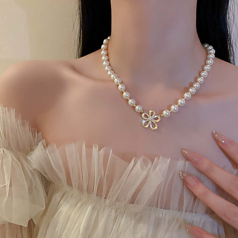 Ivory Pearl Bead Flower Pendant Necklace - Elegant Floral Jewelry for Women | HN1433 | Perfect for Weddings, Parties & Special Occasions
