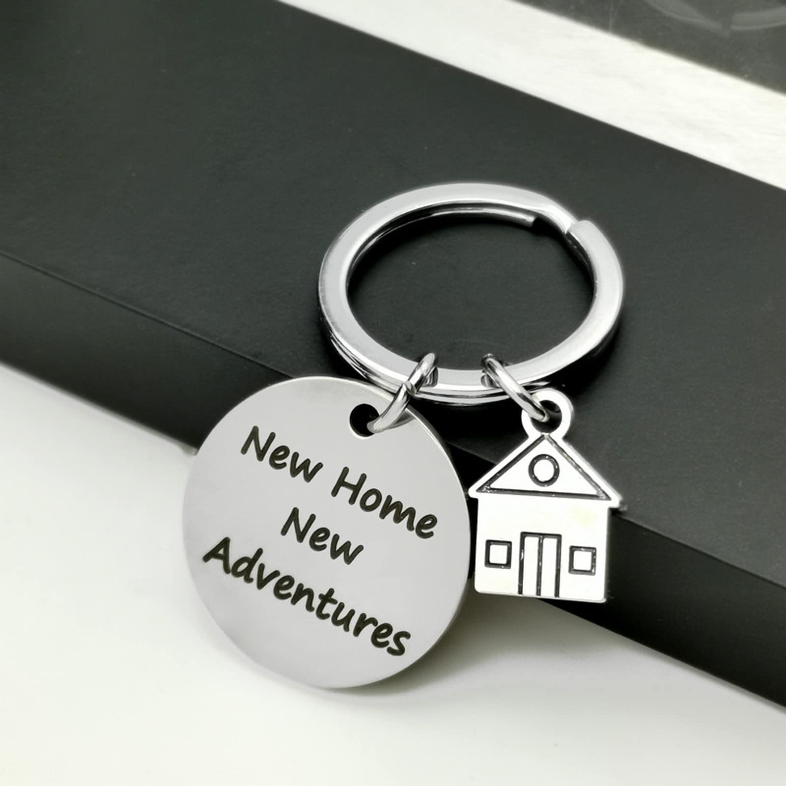 Housewarming Gifts for New Homeowners - Unique Keychains for Women, Men & Couples | Thoughtful Present for Best Friends & New Adventures | Perfect for Housewarming Parties & New Home Celebrations