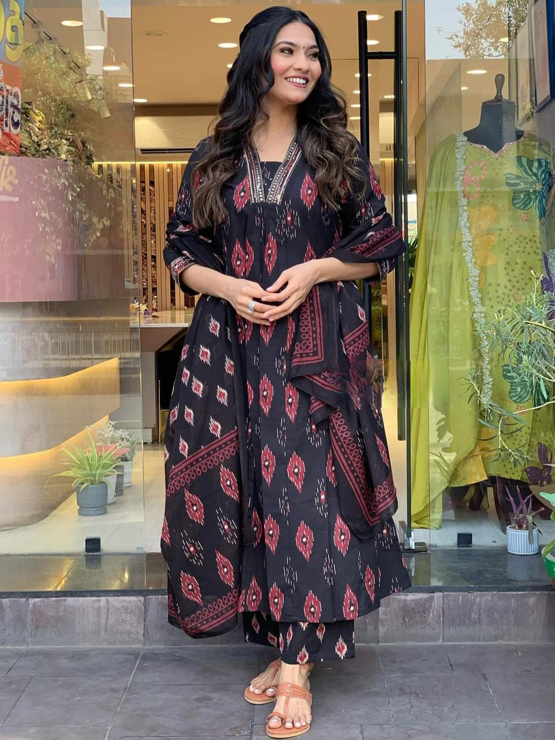 Stylish Black Printed Pant Suit for Women - Designer Ready-to-Wear Office Wear & Professional Work Attire | Perfect for Business Meetings, Corporate Events and Formal Occasions
