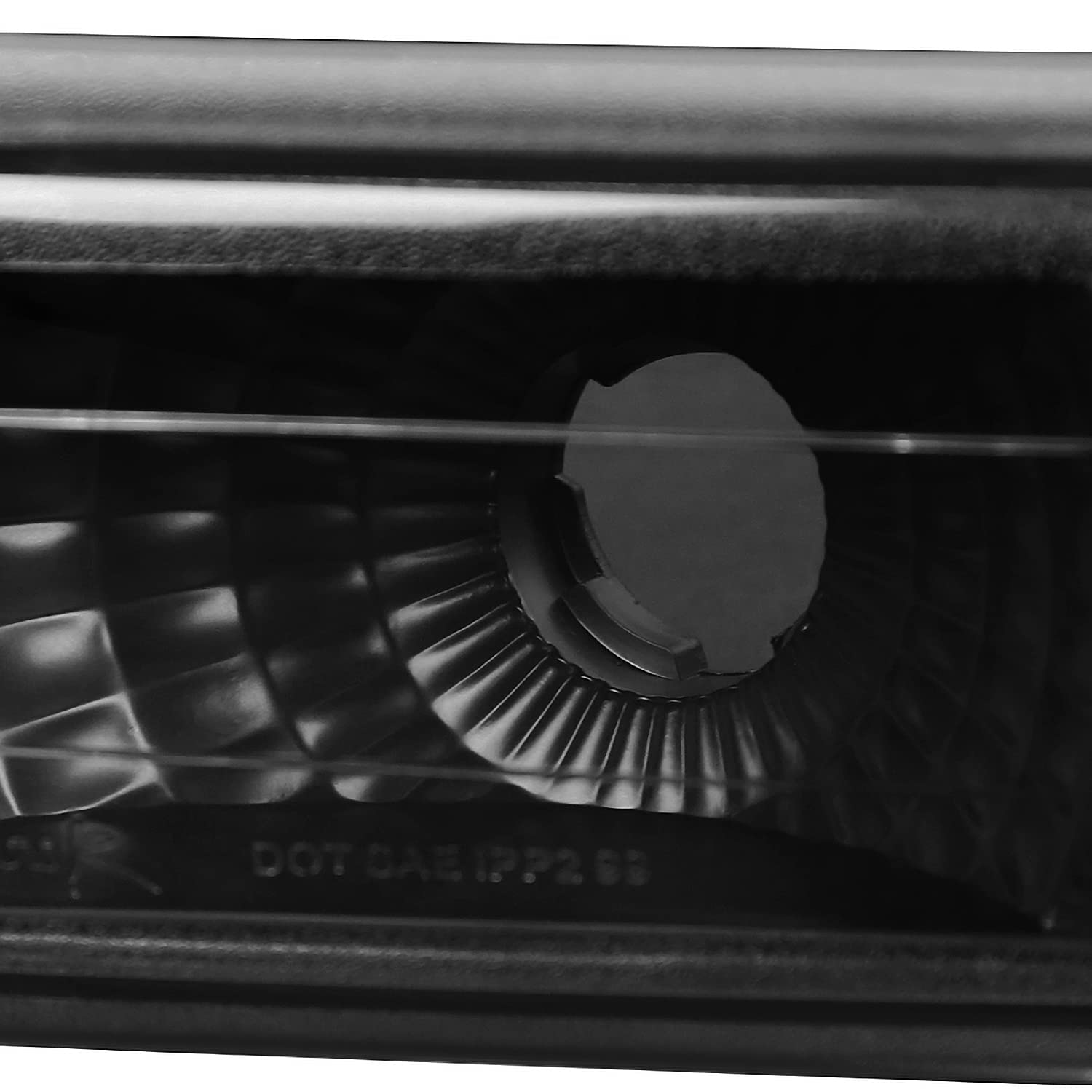 Spec-D Tuning Black Headlights & Bumper Lights with Smoke Fog Lights - Compatible with 2000-2006 Chevy Silverado (Left & Right Pair) - Upgrade Your Truck's Style & Night Visibility for Off-Roading & Daily Driving