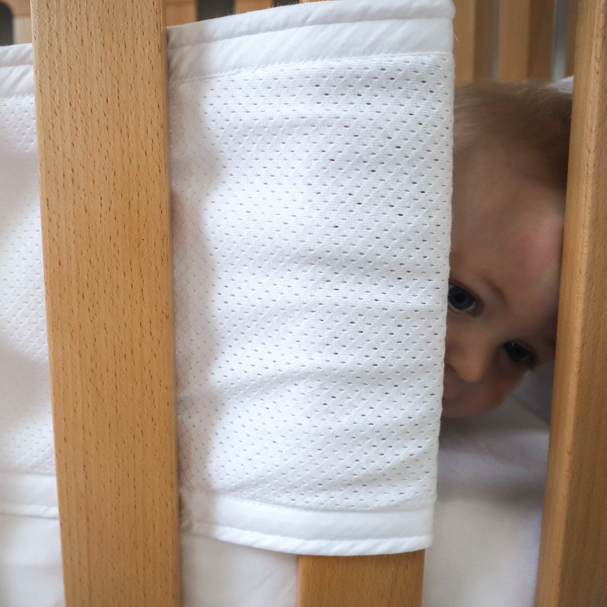 Breathe Easy® White Cot Liner - Soft, Breathable Baby Crib Mattress Cover for Safe & Comfortable Sleep - Perfect for Nursery, Daycare & Travel
