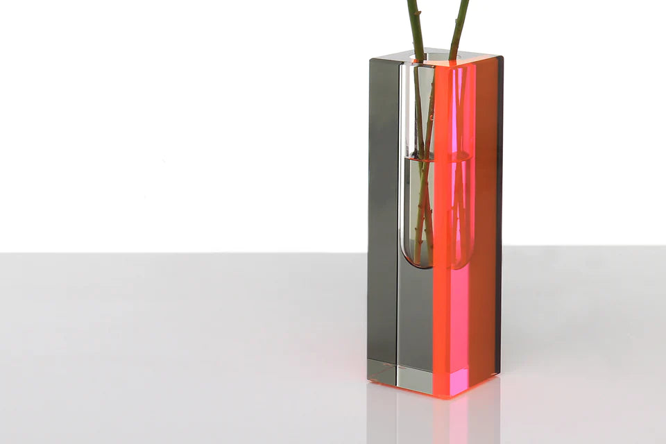 Alexandra Von Furstenberg Eclipse Tall Pink Vase - Limited Edition Home Decor for Modern Living Rooms & Luxury Gift Ideas