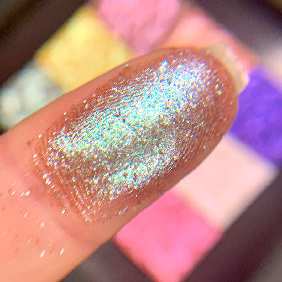 Dimensional Lite Multichrome Eyeshadow - Long-Lasting Amalgam Shimmer Eyeshadow for Day & Night Makeup | Perfect for Parties, Date Nights & Special Occasions