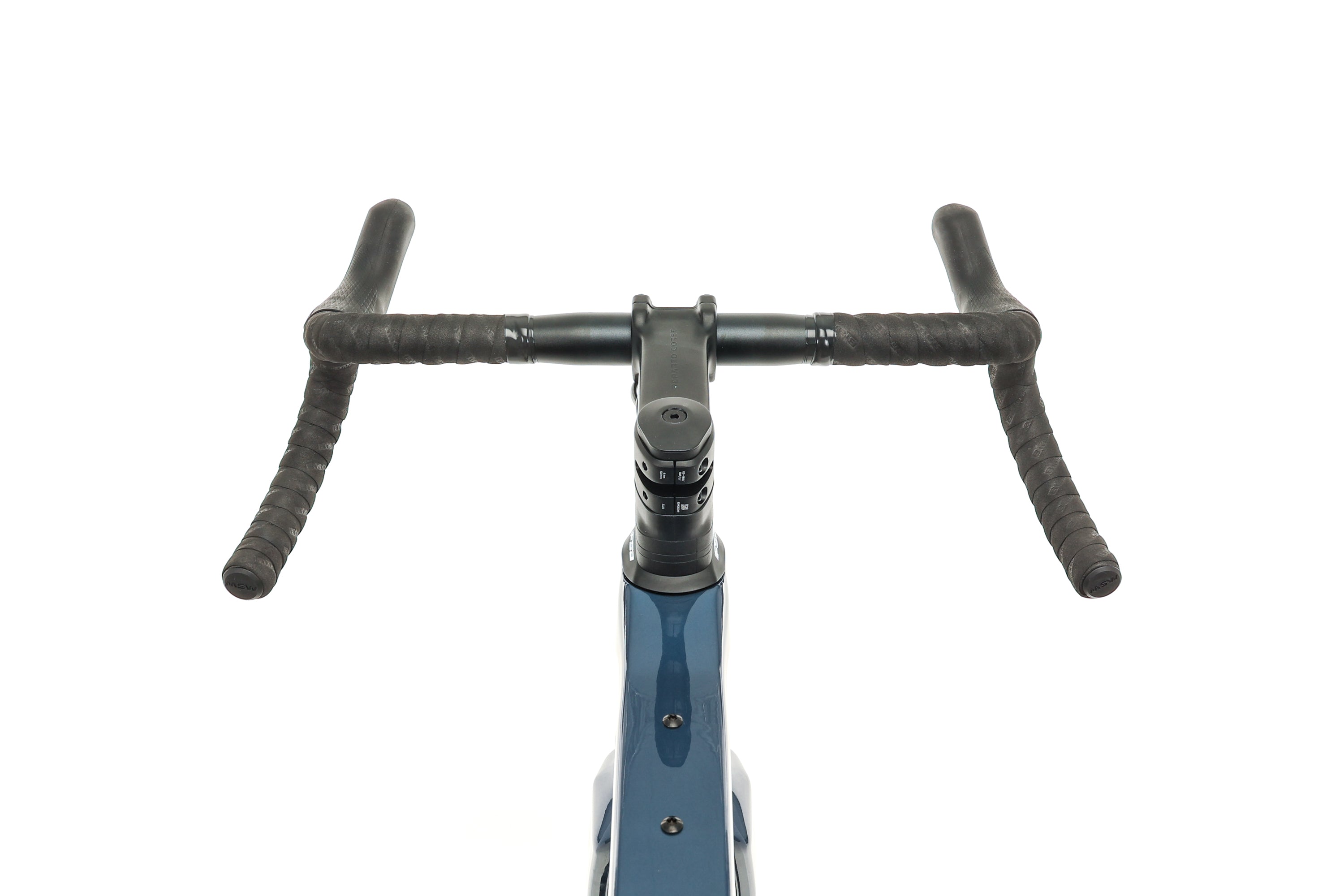 Bianchi Arcadex GRX600 Gravel Bike 2022 - X Large Size - Lightweight Carbon Frame, Shimano GRX Groupset - Perfect for Adventure Riding, Commuting & Off-Road Trails
