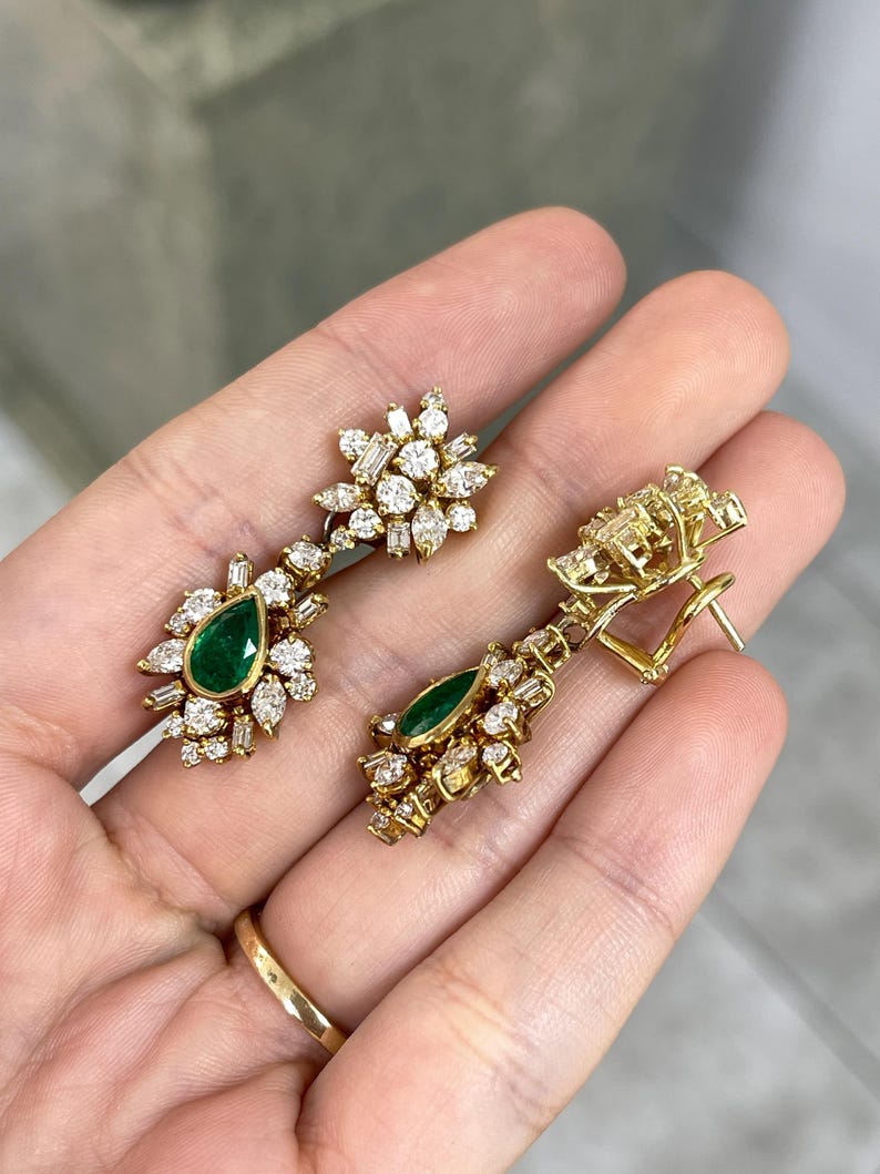 8.0tcw AAA+ Colombian Emerald & Diamond Cluster Dangle Earrings in 18K Gold - Elegant Jewelry for Weddings, Parties & Special Occasions