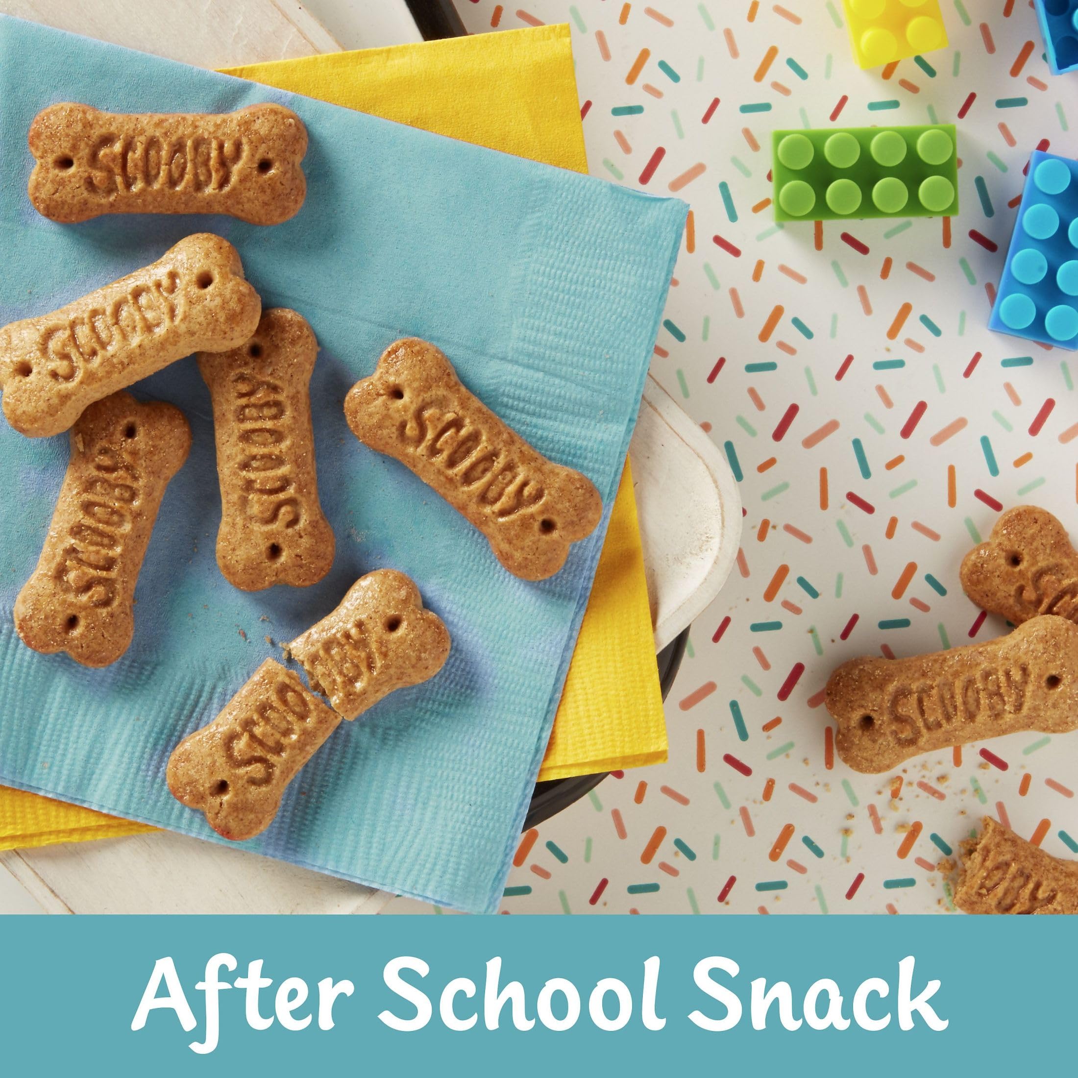 Kellogg's SCOOBY-DOO! Baked Graham Cracker Snacks - Cinnamon Flavored (40 Individually Wrapped Pouches) | Lunch Box Treats, After School Snacks, Kids Party Favors & Movie Night Munchies