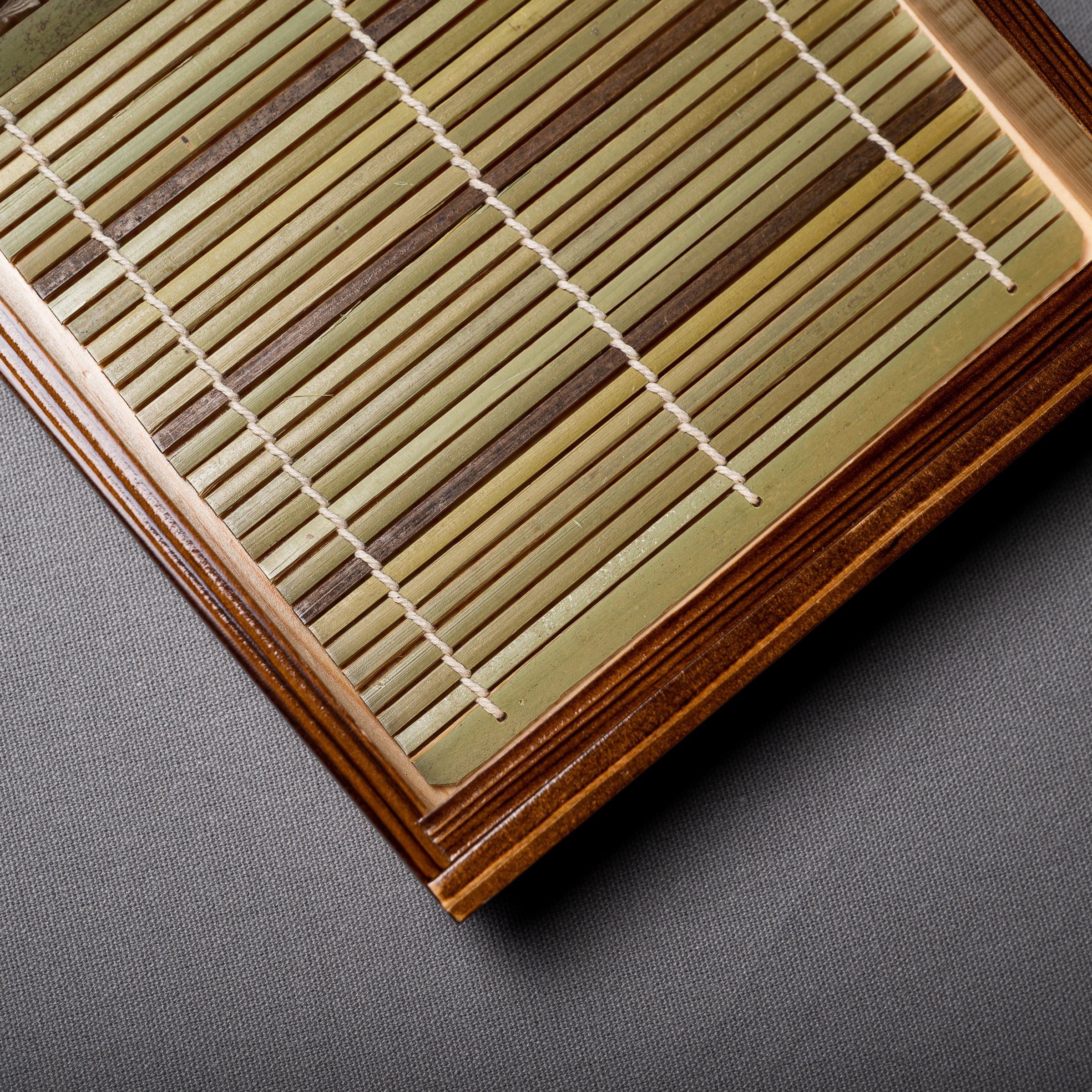 Premium Yaki Sugi Wood Square Soba Noodle Bowl - 20cm Handcrafted Japanese Style Noodle Serving Dish for Sushi, Ramen & Asian Cuisine | Perfect for Home Dining & Restaurant Presentation