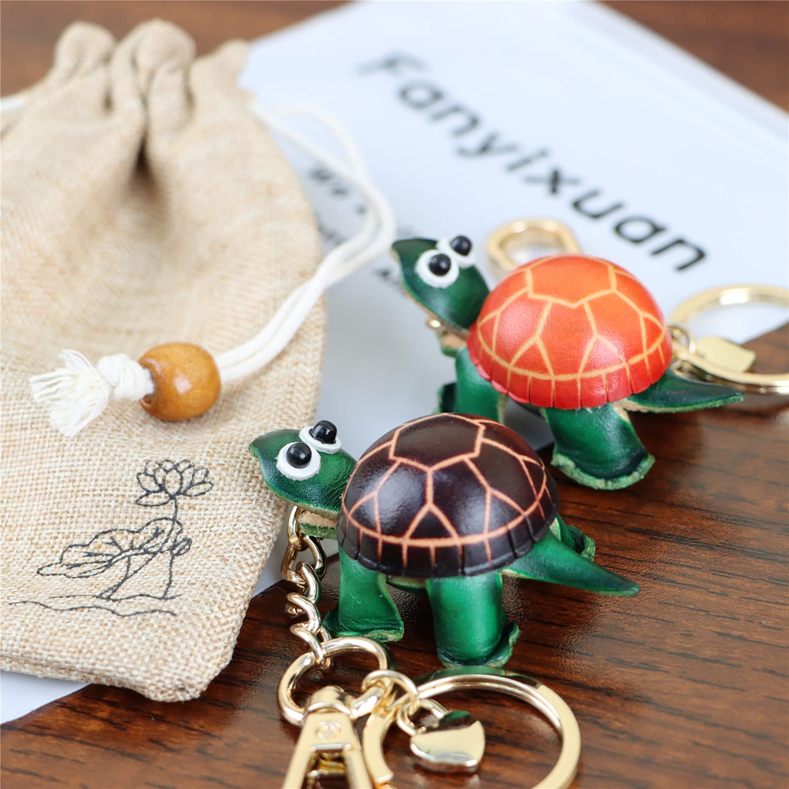 Handmade Cowhide Turtle Keychain for Men & Women - Cute Small Gift for Backpack, Purse, or Keys - Perfect for Travel, Gifts, and Everyday Use