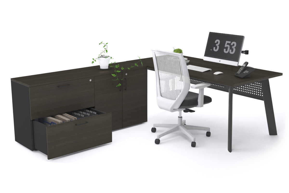 Switch Executive Setting With Uniform Spine Black Frame [1600L x 700W] - Premium Office Desk for Modern Workspace & Home Office