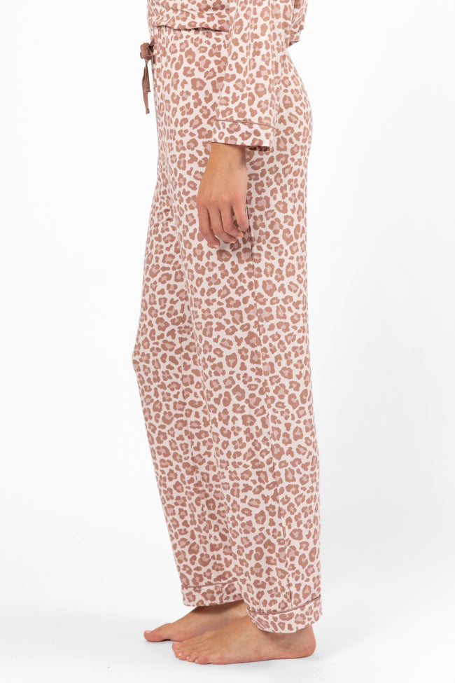 Cozy Leopard Print Pajama Pants for Women - Soft Sleepwear Lounge Pants - Perfect for Relaxing at Home, Sleepovers & Travel
