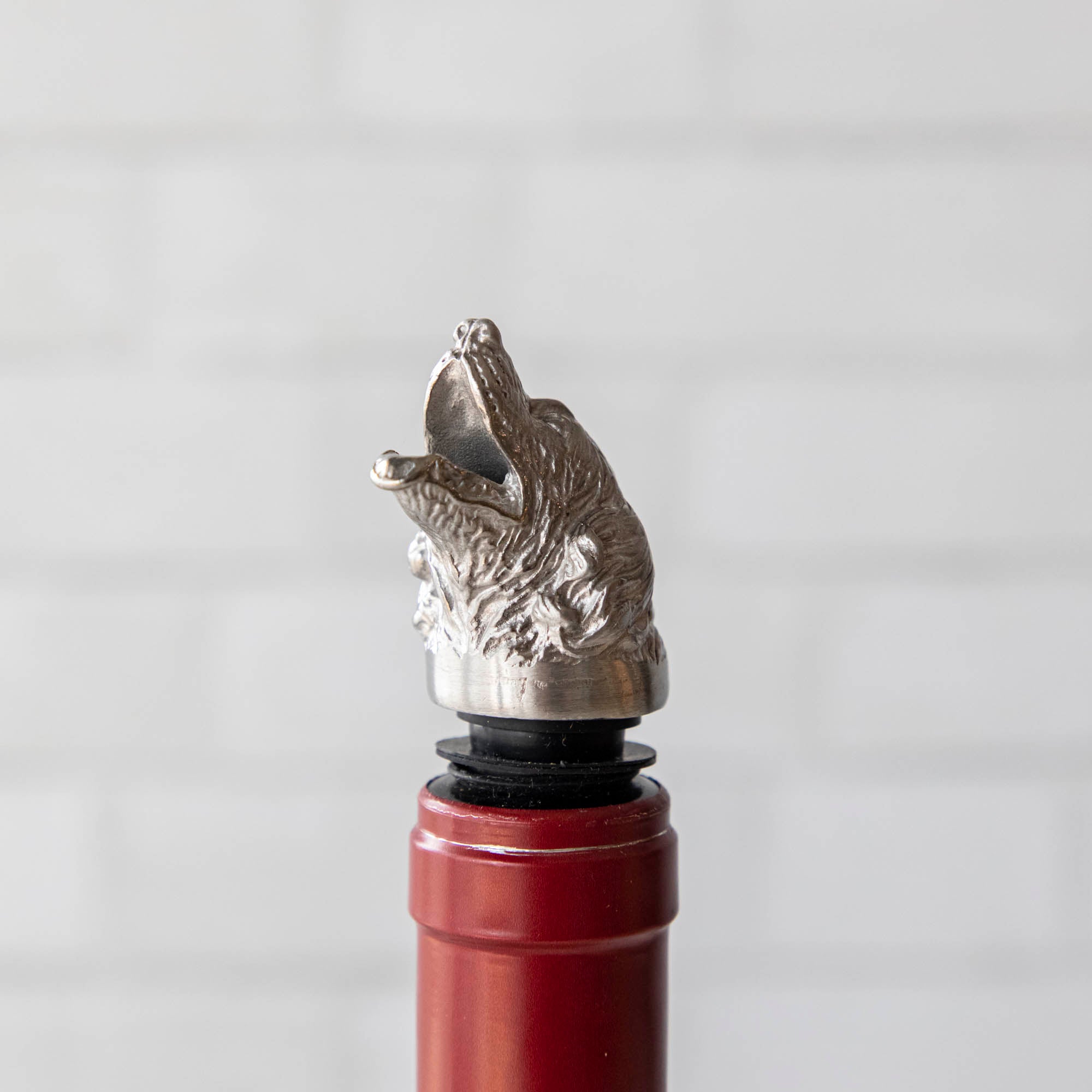 Golden Retriever Wine Bottle Pourer - Decorative Dog-Themed Drip-Free Liquor Dispenser for Home Bars, Parties & Gifts - Perfect for Wine Lovers & Pet Owners