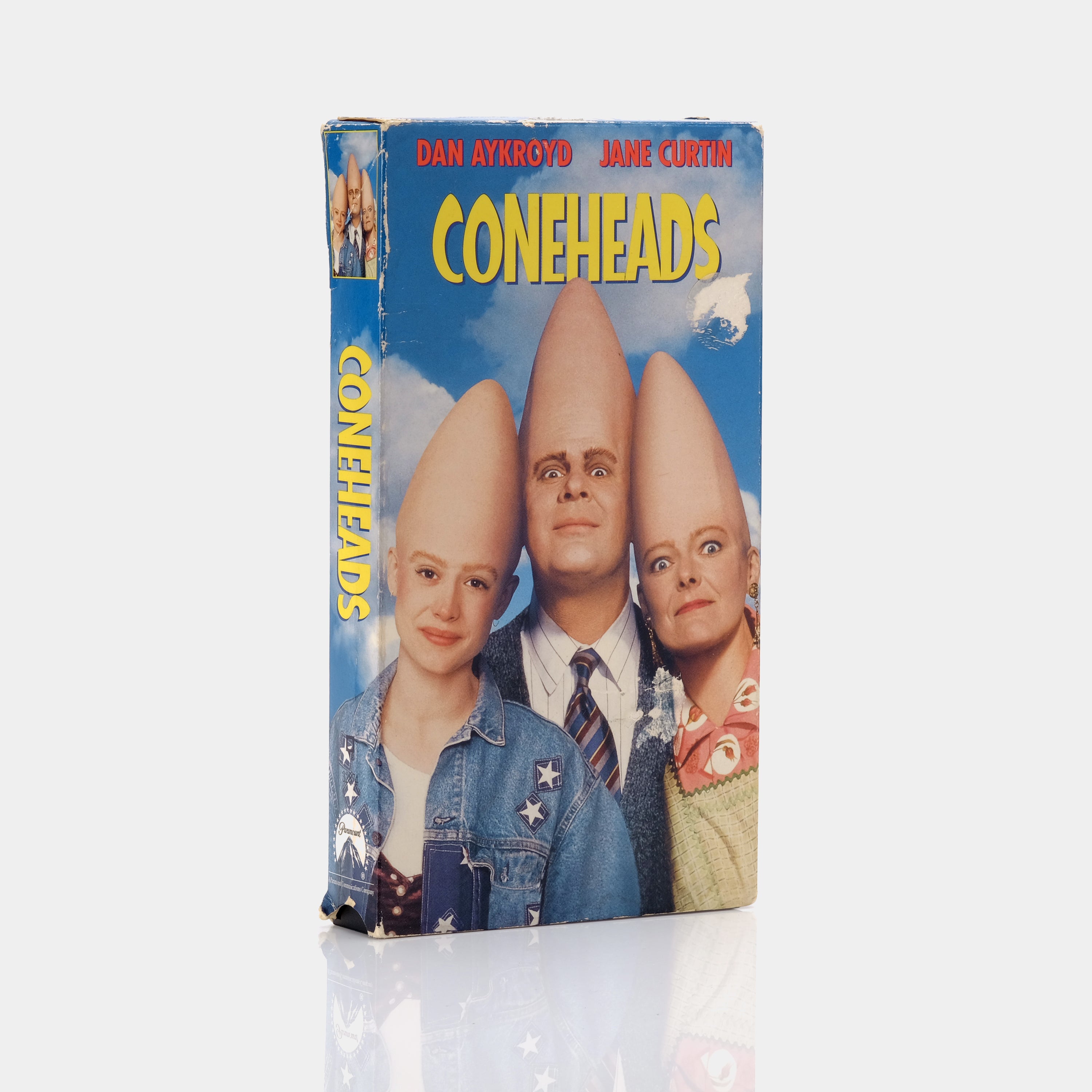 Coneheads VHS Tape - Classic 90s Comedy Movie for Collectors & Nostalgia Lovers - Perfect for Movie Nights & Retro Entertainment