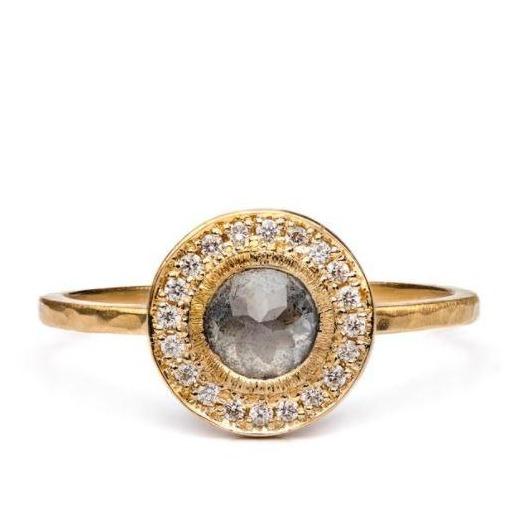 Exquisite Edged Halo Solitaire Diamond Engagement Ring in 14K Gold - Perfect for Proposals, Anniversaries & Romantic Occasions