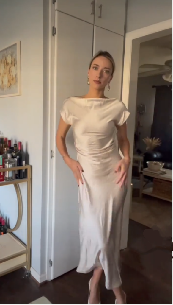 Elegant Mermaid Satin Ivory Evening Dress for Formal Parties & Special Occasions - Perfect for Prom, Wedding Guest & Black Tie Events - Style J6499