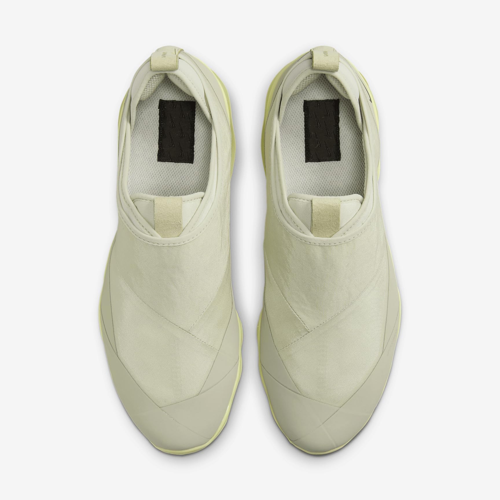 Nike Air Vapormax Moc Roam Men's Running Shoes - Lightweight & Breathable Sneakers for Jogging, Gym Workouts and Casual Wear