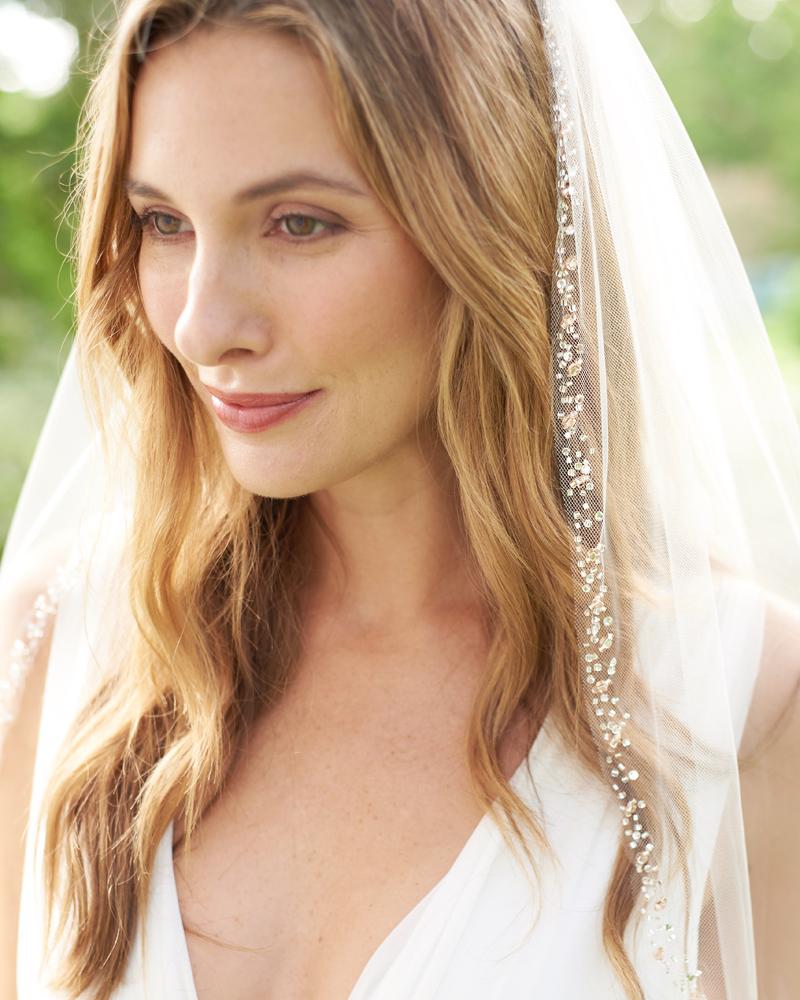 Elegant Blush Pink Beaded Wedding Veil with Pearl Accents - Perfect for Bridal Ceremonies, Photos & Special Occasions