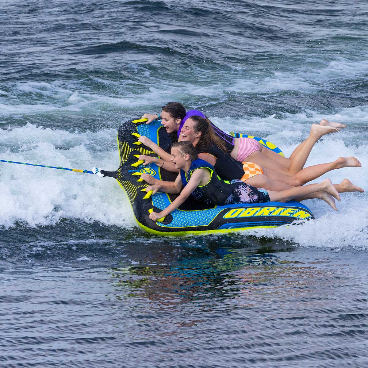 O'Brien Speedster 3 Towable Tube - 3 Rider Inflatable Water Tube for Boating, Lakes & Summer Fun - Perfect for Family & Friends Water Sports Activities