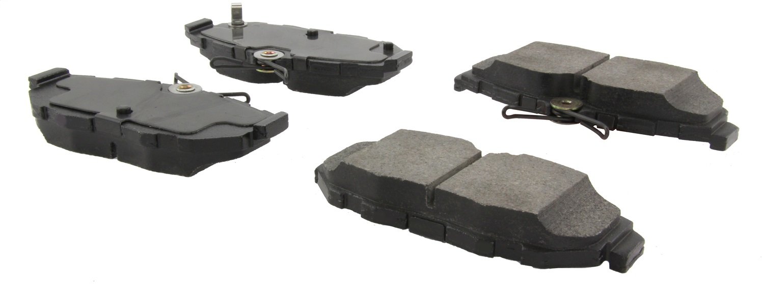 StopTech 309.14650 Sport Brake Pads with Shims & Hardware Kit - High Performance Brake Pads for Track & Street Racing - Perfect for BMW, Audi, Mercedes Performance Upgrades
