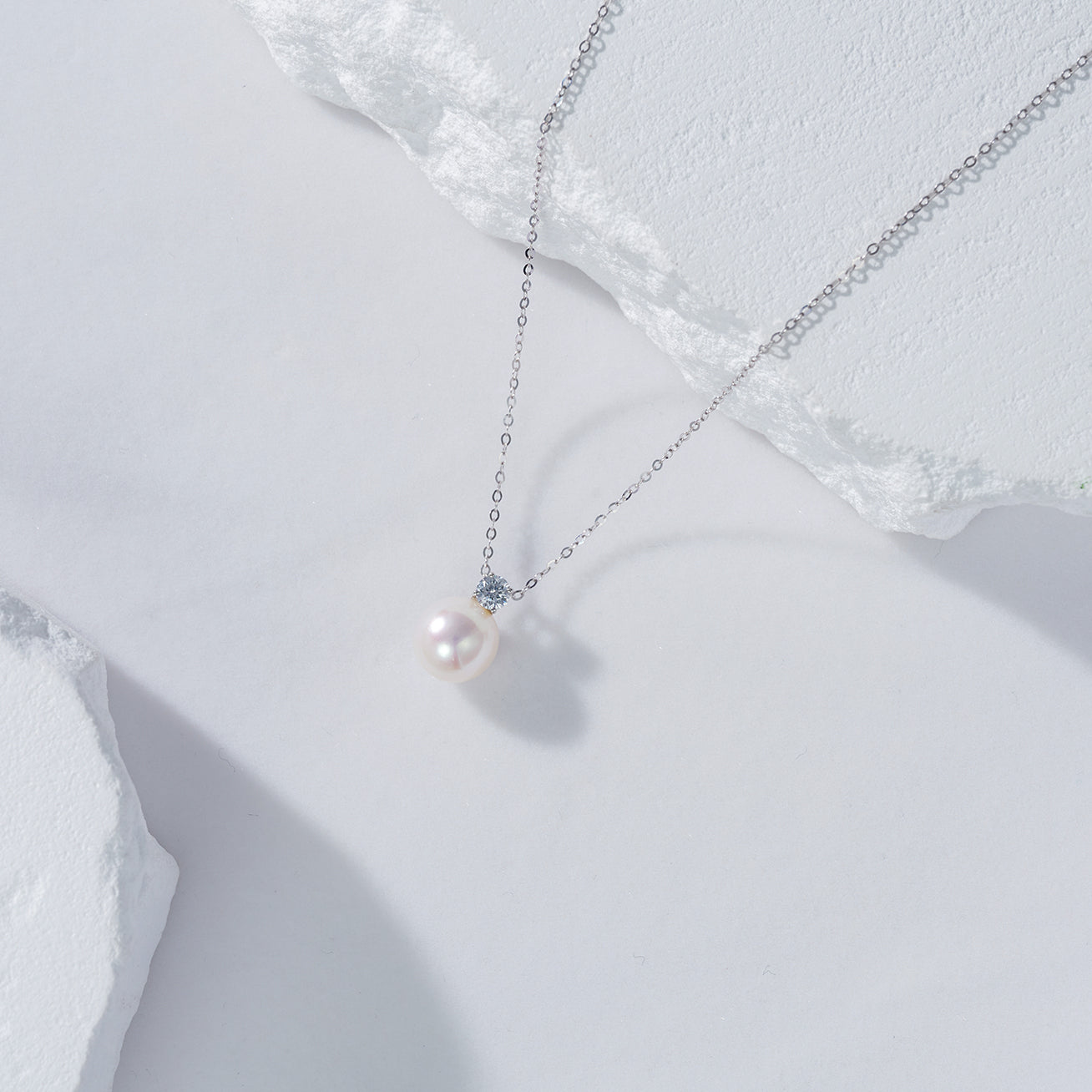 18K Solid Gold Freshwater Pearl Necklace for Women - Elegant Bridal Jewelry Gift (KN00162) | Perfect for Weddings, Anniversaries & Special Occasions