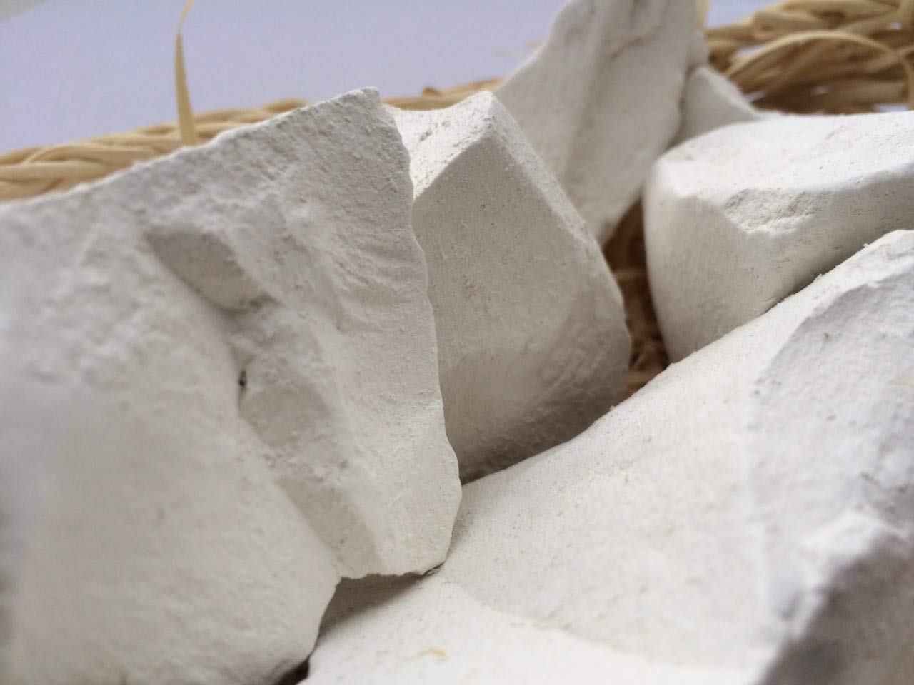 SEVRYKOVA Edible Chalk Chunks - Natural Calcium-Rich Snack for Pica Cravings, 4oz (110g) | Perfect for Pregnancy, Stress Relief & Unique Culinary Creations