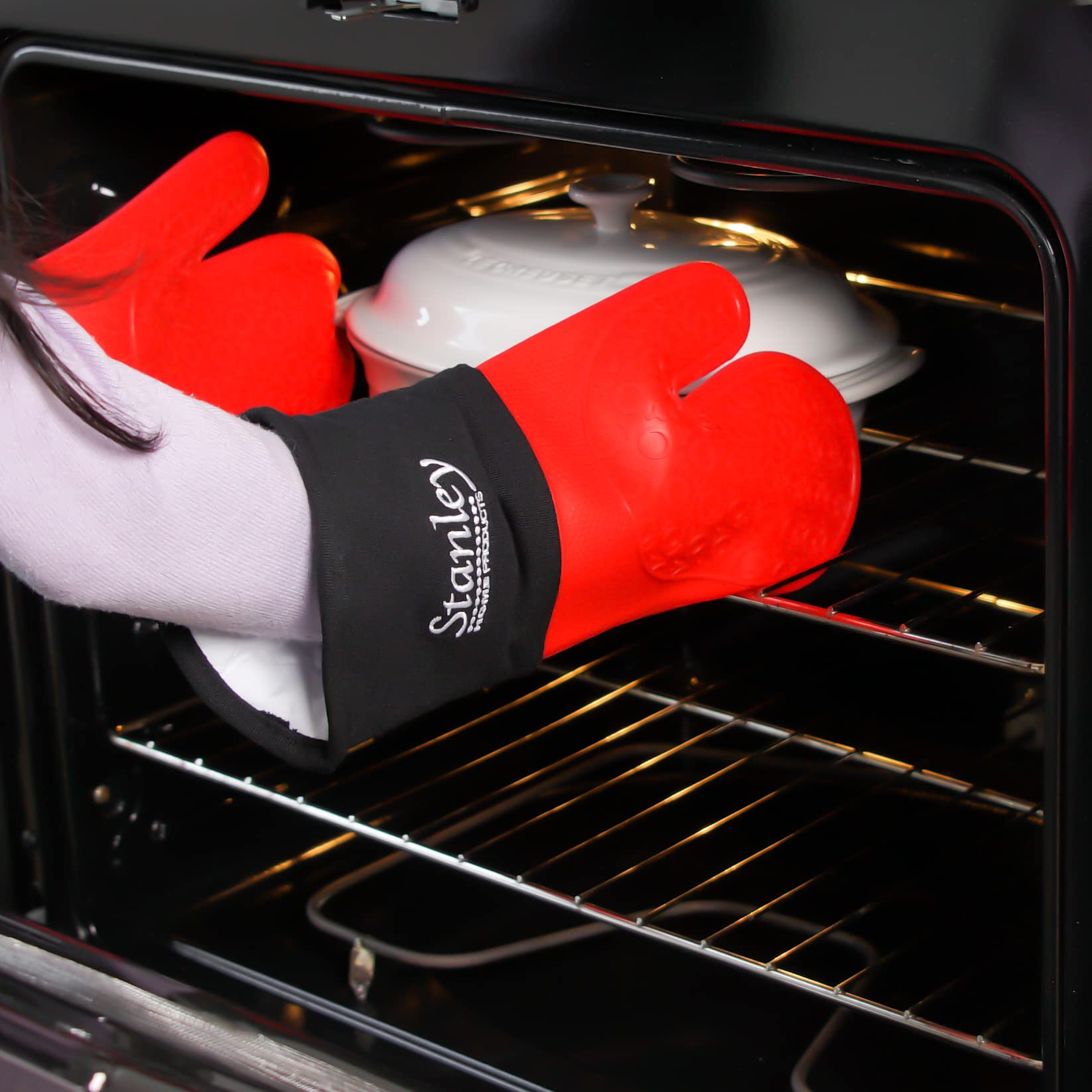 Stanley Heat-Resistant Silicone Oven Gloves - BBQ Mitts for Hot Pans, Plates & Dishes - Arm Protection Up to 500°F - Comfortable Insulated Kitchen Gloves for Baking, Grilling & Cooking (1 Pair)