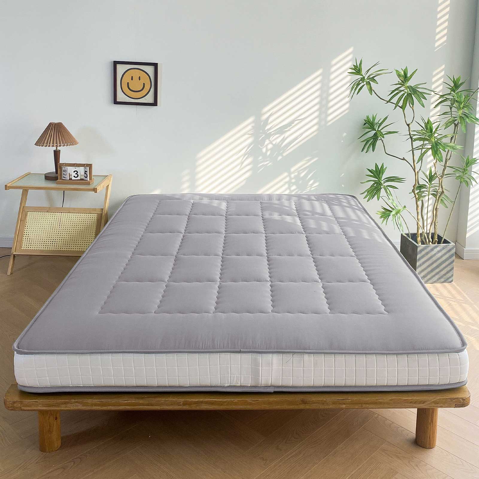MAXYOYO 6-Inch Extra Thick Japanese Futon Mattress - Queen Size Floor Bed with Rectangle Quilted Design, Comfortable & Stylish for Home, Guest Room or Small Space - Grey