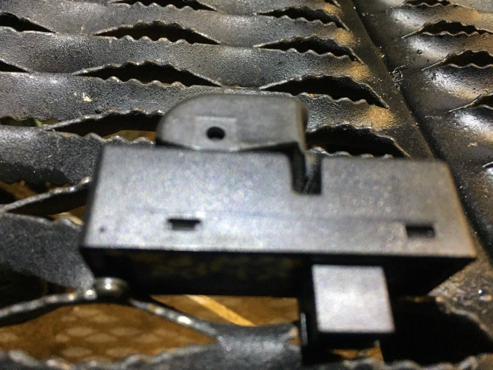 02 08 Jaguar X Type Power Window Switch OEM Replacement - Perfect for Car Window Repair & Maintenance