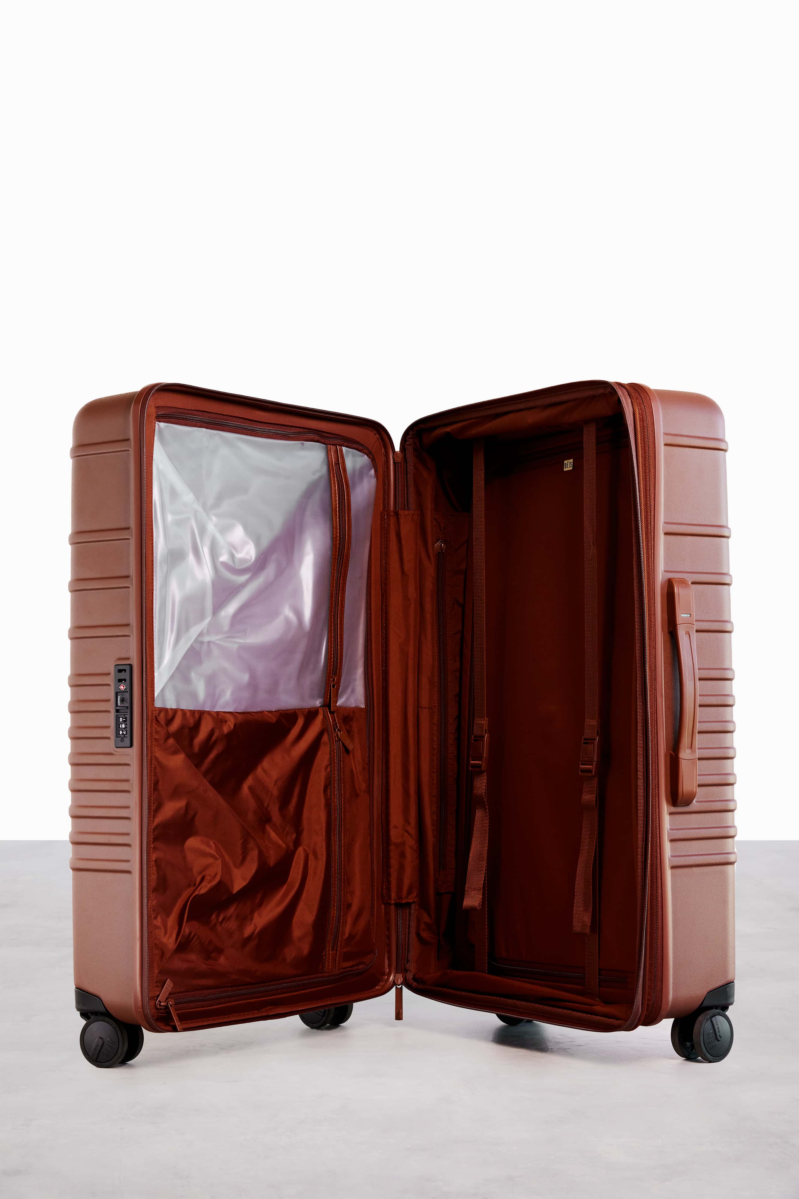 Large Maple Check-In Roller Luggage - Perfect for Air Travel, Business Trips & Vacation Packing
