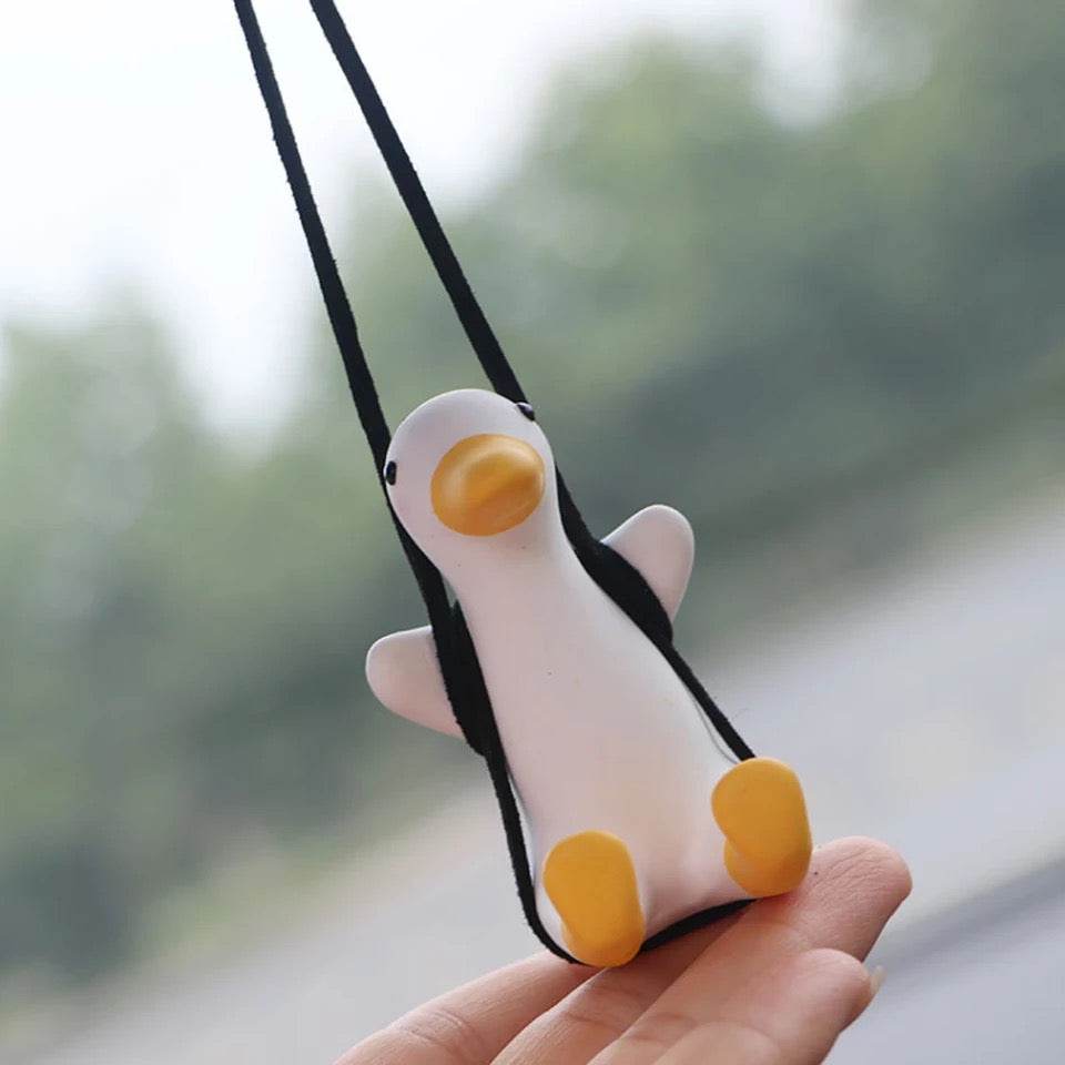 Fun Swinging Car Duck Toy - Cute Dashboard Decor for Cars, Stress Relief & Road Trip Companion