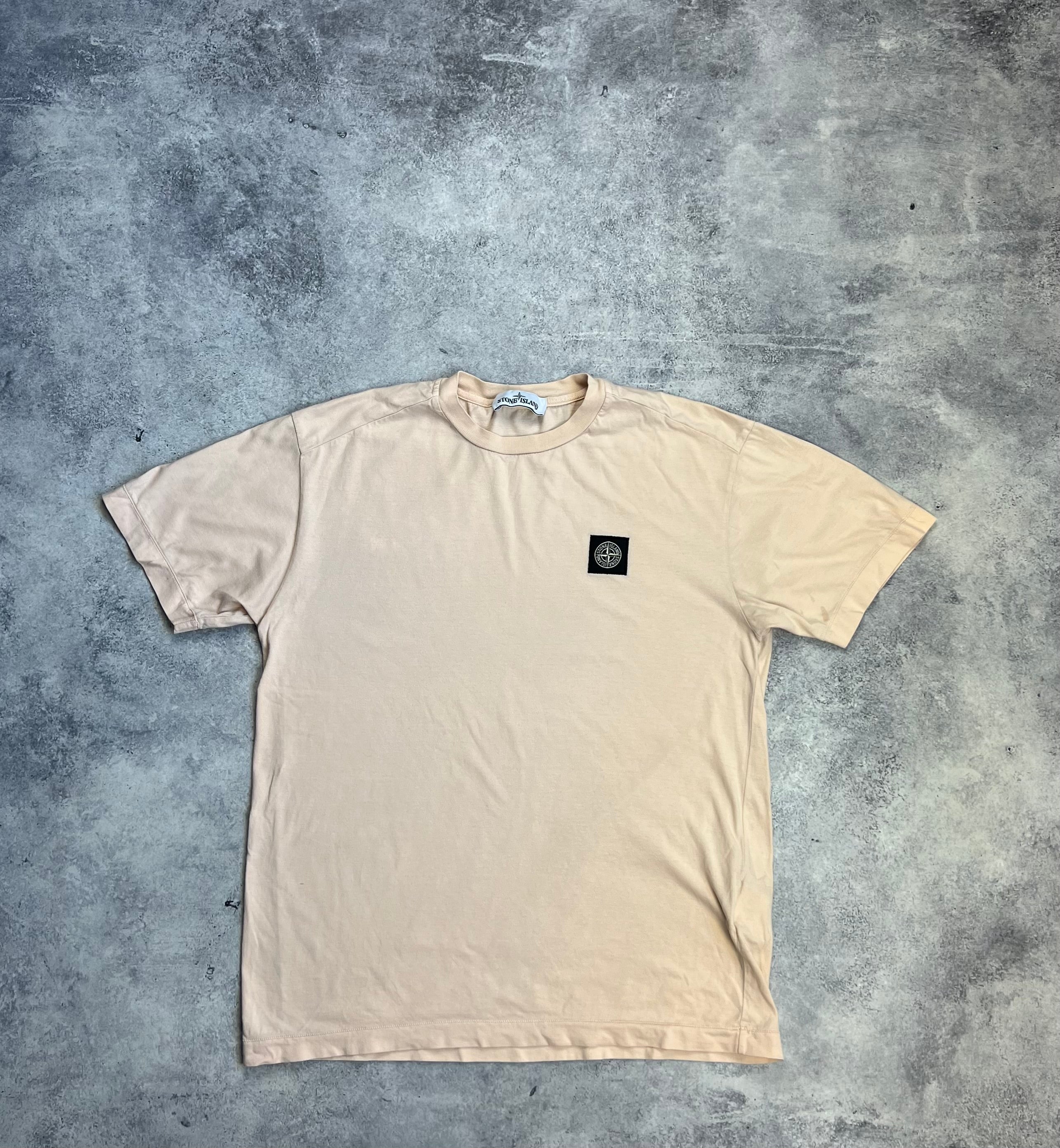 Stone Island 2018 Peach Crew Neck T-Shirt - Men's Casual Short Sleeve Cotton Tee for Streetwear & Summer Outfits