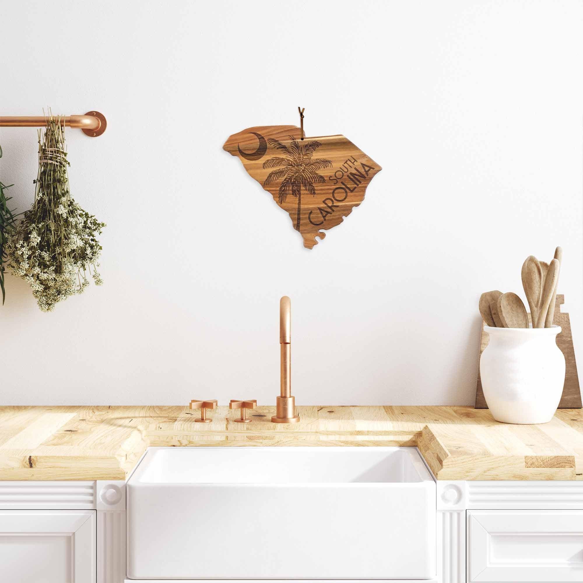 Premium Rock & Branch® Origins Series South Carolina Cutting Board - Handcrafted Wooden Chopping Board for Kitchen, Charcuterie & Serving - Perfect for Home Chefs & Entertaining
