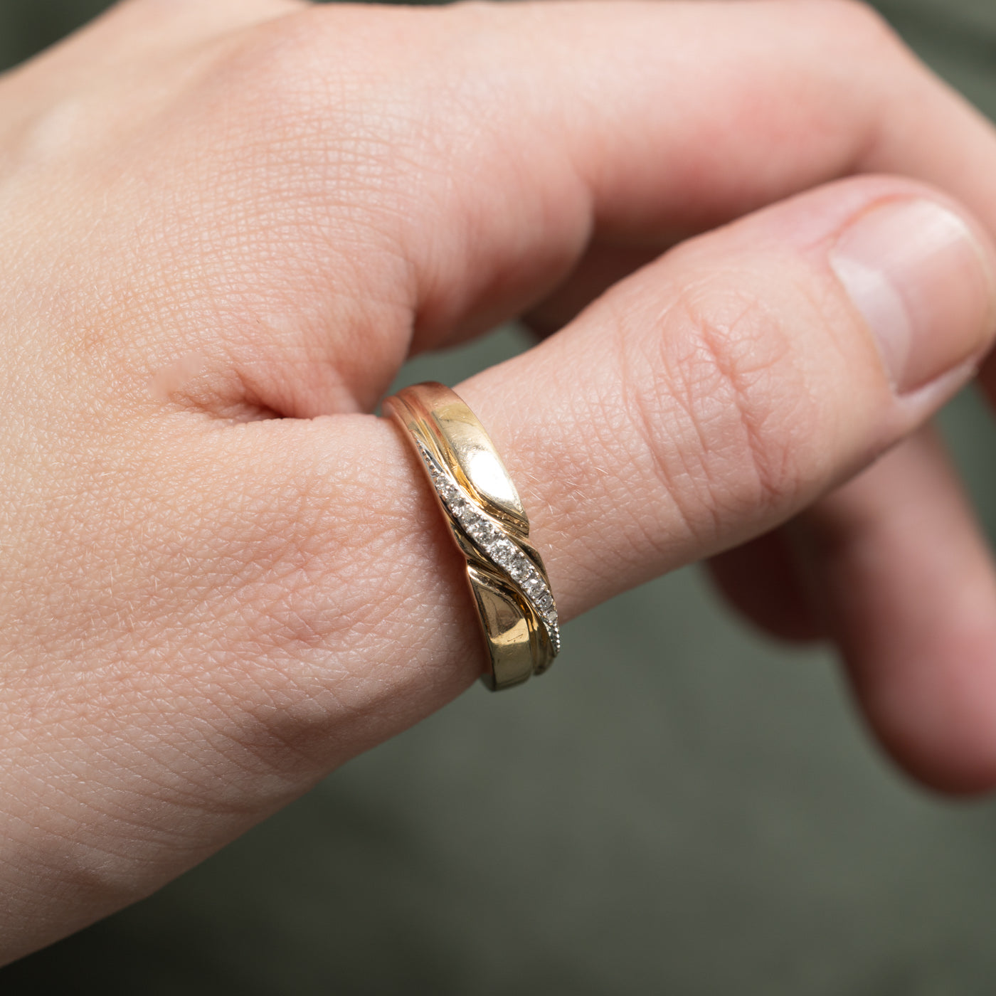 10K Gold Waterfall Diamond Grooved Ring - 0.03ctw, Size 8.75 - Elegant Wedding Band, Anniversary Gift for Her, Perfect for Special Occasions