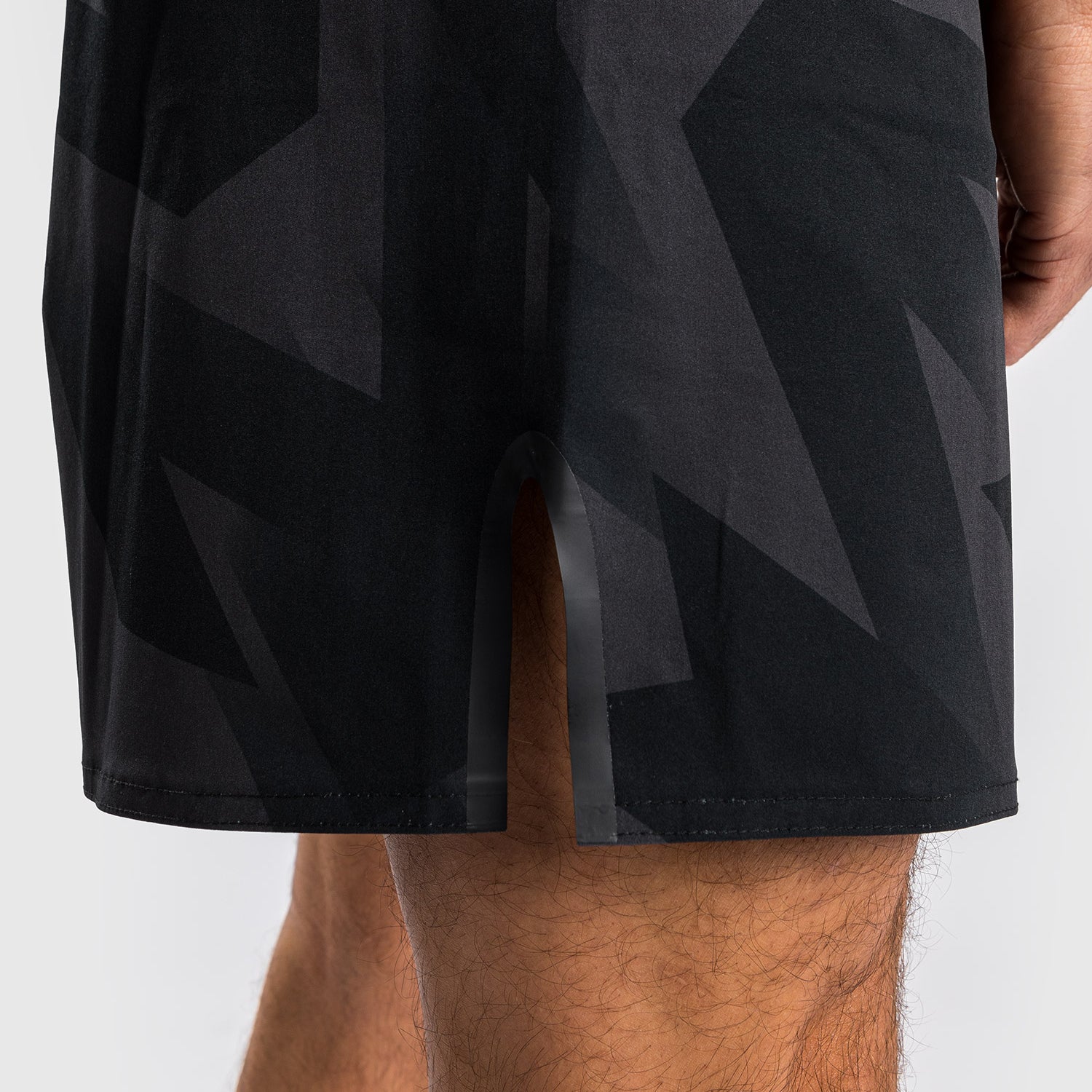 Venum Razor Fight Shorts - Black & Gold MMA Shorts for Men | Lightweight & Durable Training Gear for Boxing, Muay Thai & BJJ