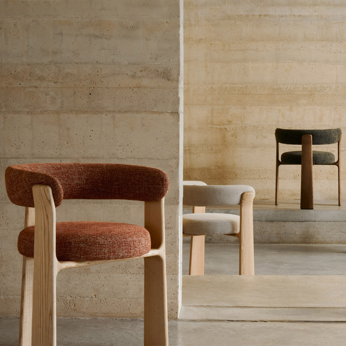 Elegant Granite 3-Legged Dining Chair - Modern Kitchen & Restaurant Furniture for Home & Commercial Use