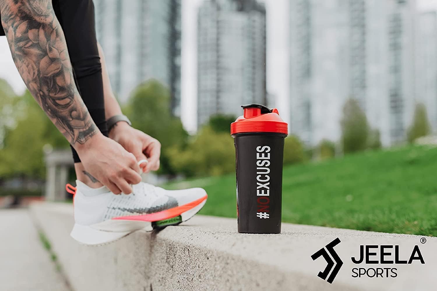 2 Pack Protein Shaker Bottles 24oz & 20oz - Leak Proof Mixing Cups for Protein Powder, Pre Workout & Smoothies - BPA Free, Dishwasher Safe - Perfect for Gym, Fitness & Post Workout Recovery