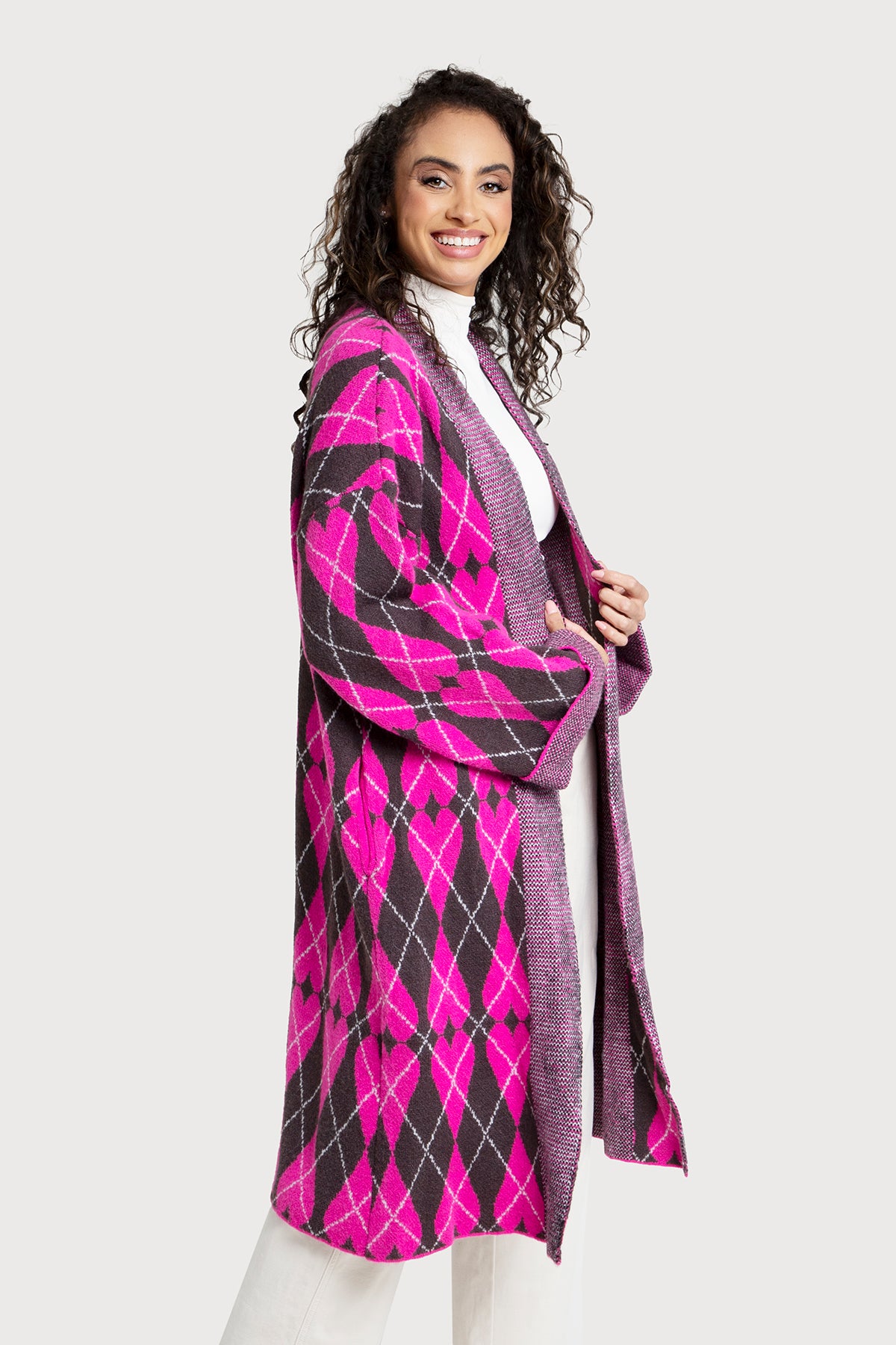 Stylish Heart Patterned Cardigan Argyle Knit Sweater for Women | Cozy Winter Fashion | Perfect for Date Nights & Casual Outings