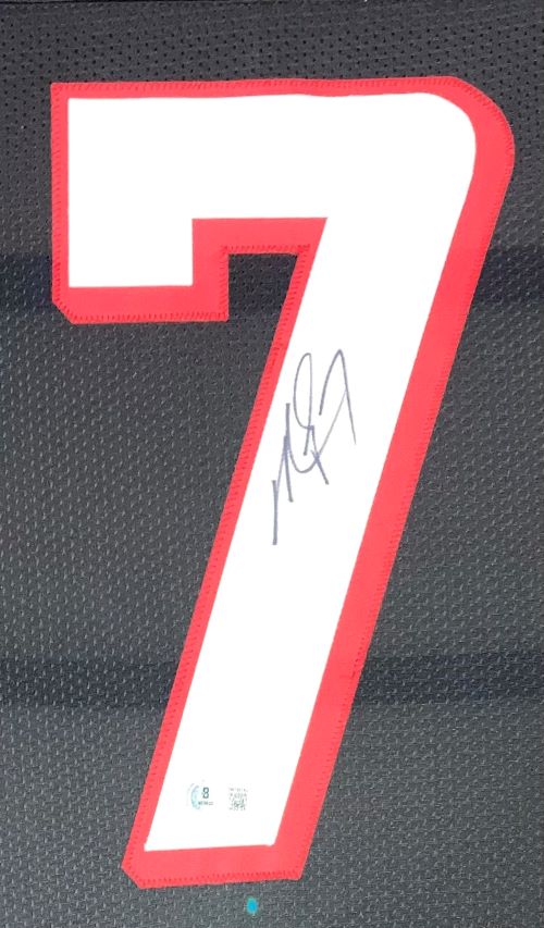 Authentic Michael Vick Atlanta Falcons Signed Framed Black Football Jersey with COA - Perfect for Sports Memorabilia Collectors and Falcons Fans Home Decor