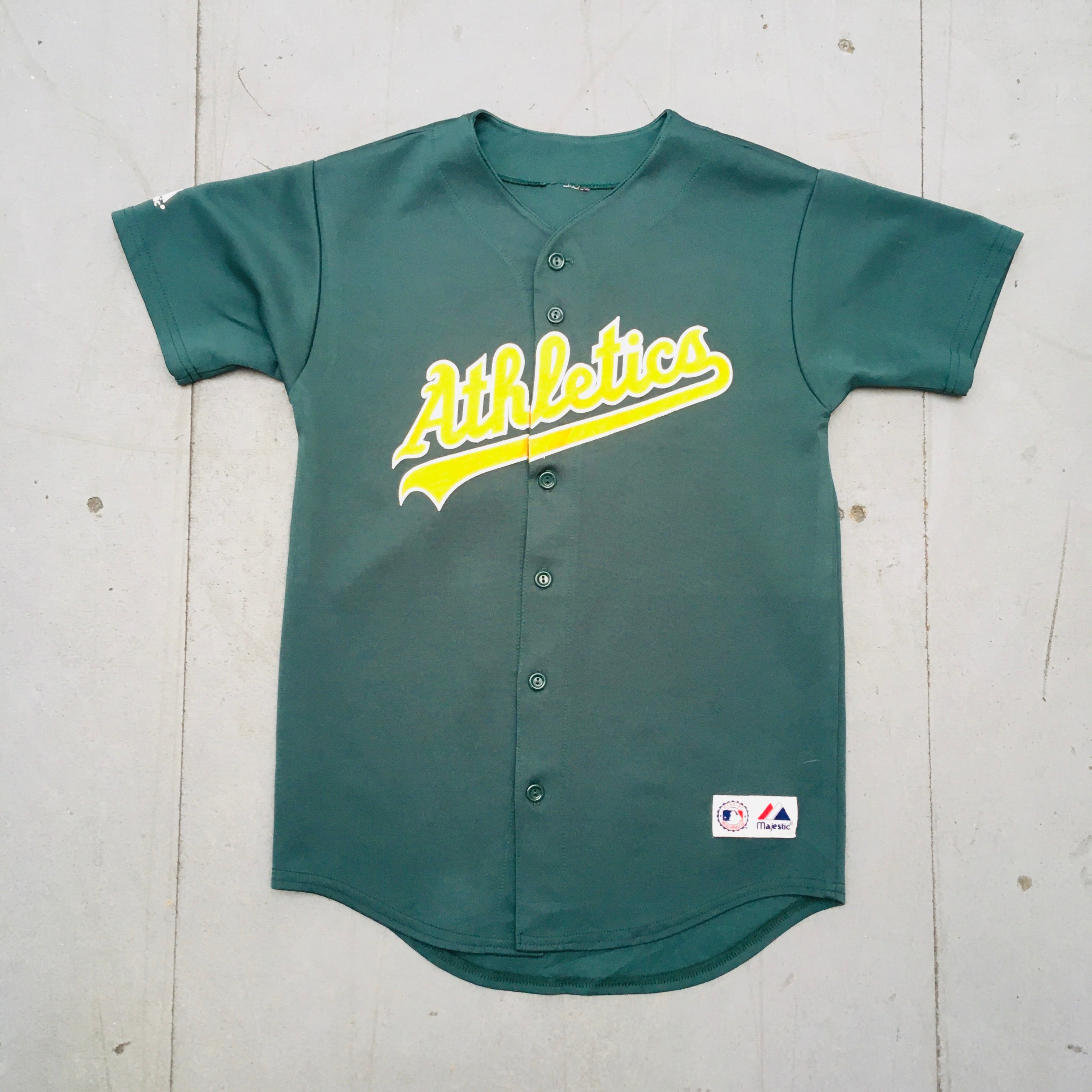 Oakland Athletics Green Majestic Baseball Jersey 2000s Vintage Replica - XS Size for Men & Women - Perfect for Game Day, Sports Events & Fan Collections