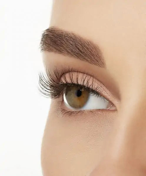 Ardell Strip Lashes 740 - Natural Looking False Eyelashes for Dramatic Lift Effect | Perfect for Parties, Weddings & Special Occasions
