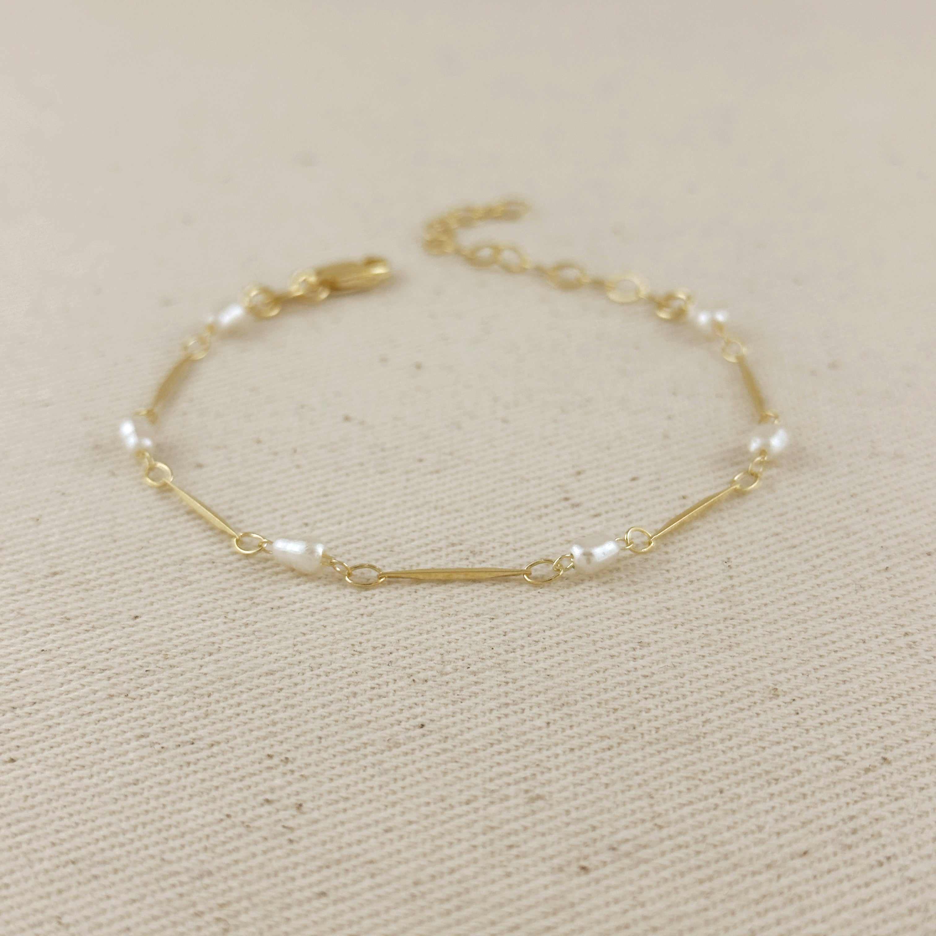 18K Gold Filled Pearl Bead & Straw Bracelet for Women - Elegant Boho Chic Jewelry for Summer, Beach, and Special Occasions