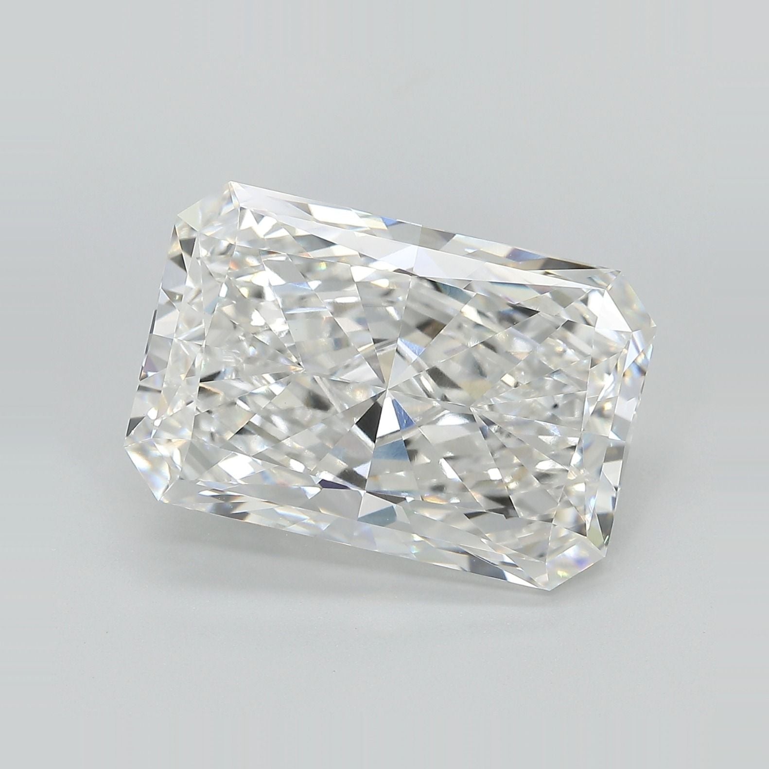 11.37 Carat E VVS2 Radiant Lab-Grown Diamond - Perfect for Engagement Rings & Luxury Jewelry