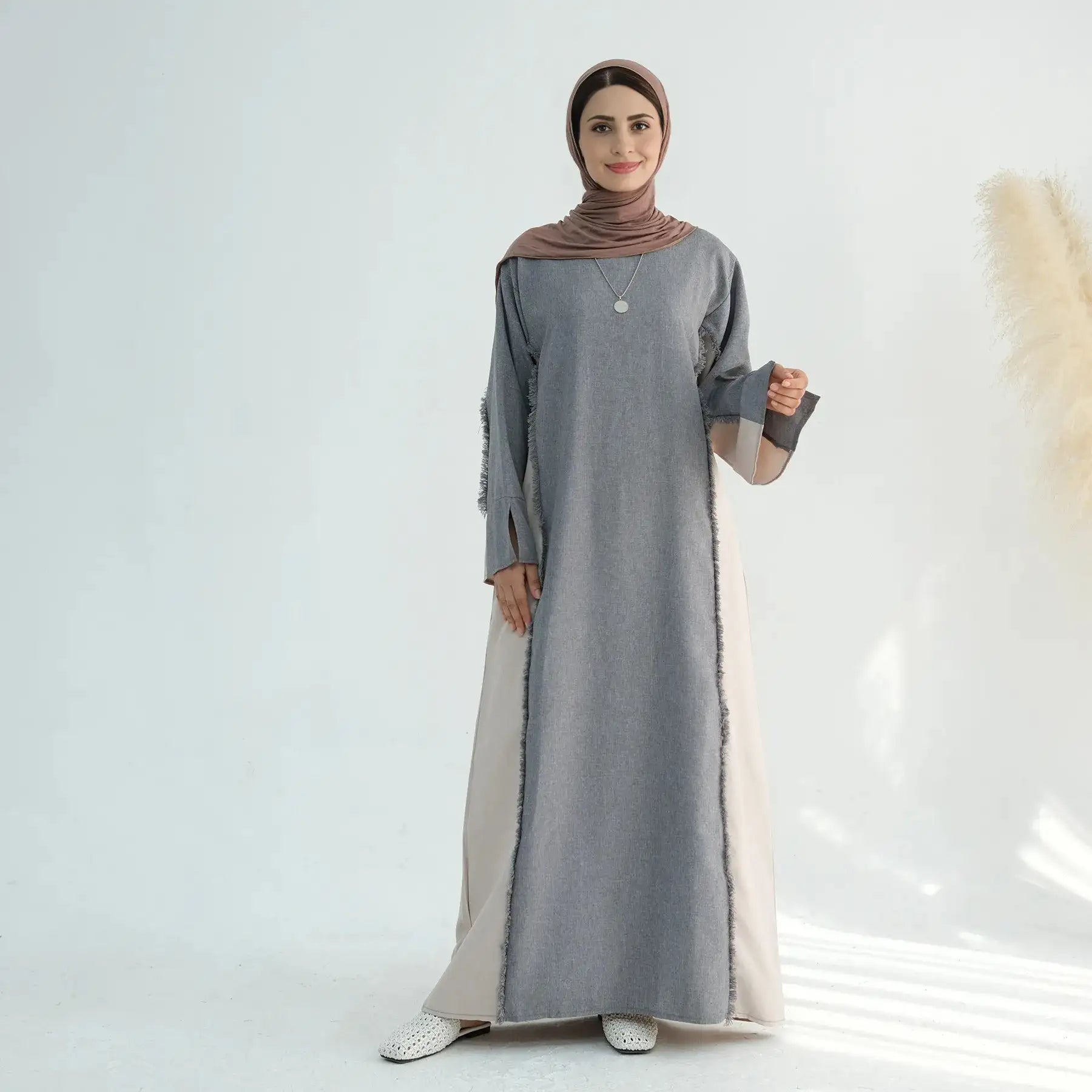 Elegant Muslim Women's Abaya Dress with Adjustable Belt - Perfect for Prayer, Mosque, and Special Occasions