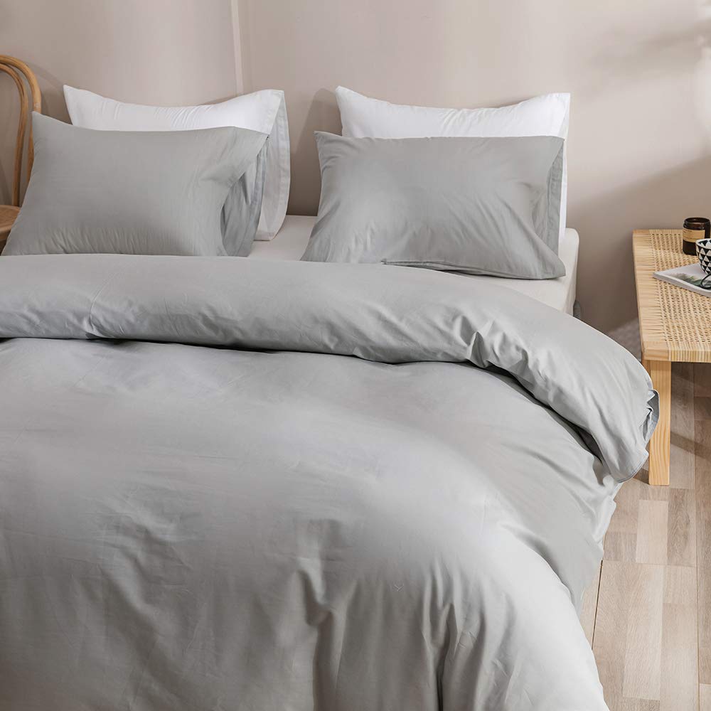 CLOTHKNOW Grey King Size Comforter Set - 3 Piece Soft Silver Bedding Set with 2 Pillowcases | Ultra Soft Microfiber Comforter for Bedroom, Guest Room & Hotel Use