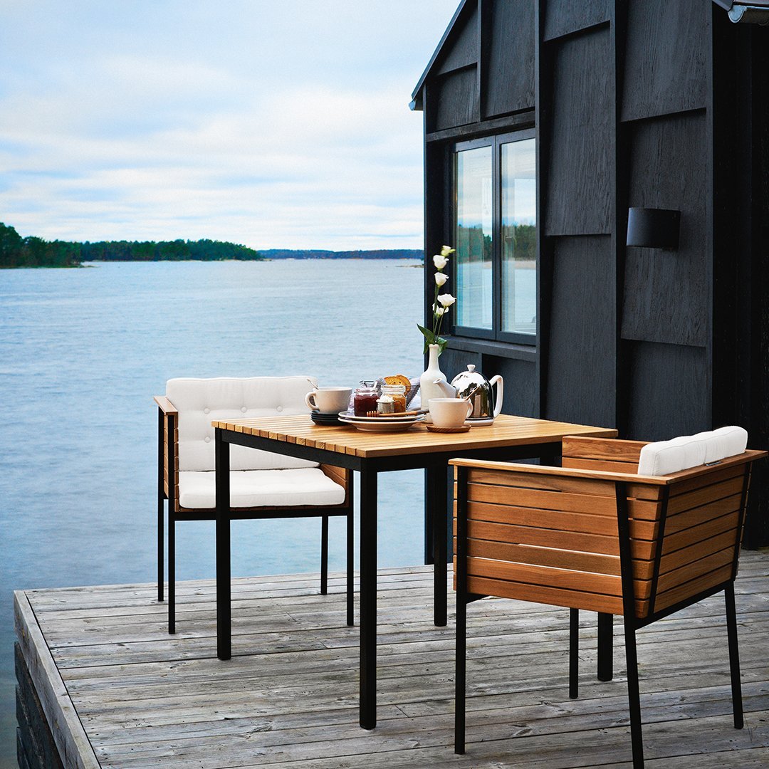 Modern Haringe Dining Table - Solid Wood Kitchen Table for 6 - Perfect for Family Dinners & Entertaining Guests
