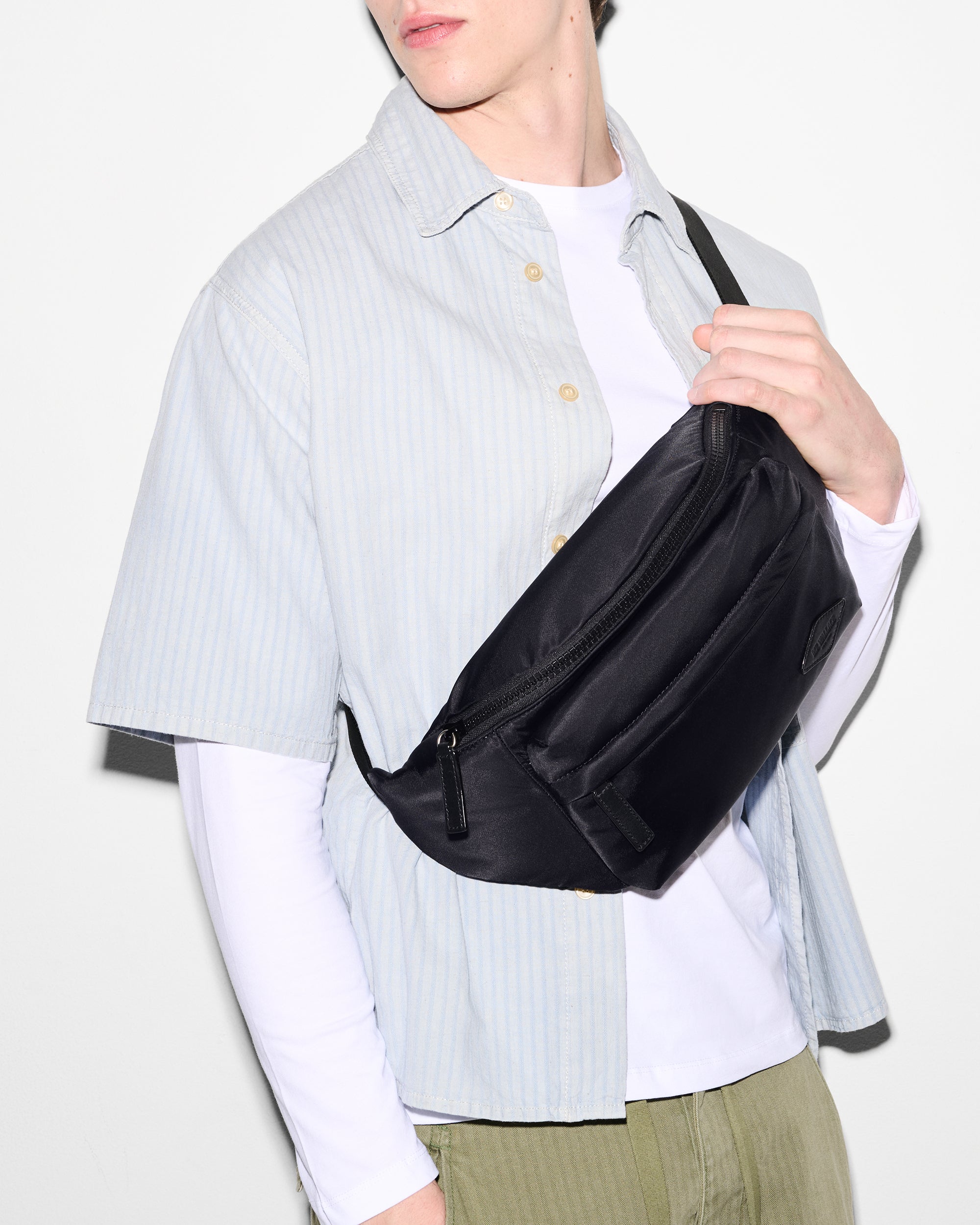 Black Large Bleecker Convertible Sling Bag - Stylish & Versatile Crossbody Shoulder Bag for Men & Women - Perfect for Travel, Work & Everyday Use