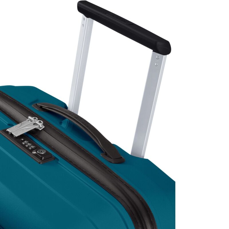 American Tourister Airconic 3-Piece Luggage Set - Durable Spinner Suitcases with 360° Wheels, Ocean Blue - Perfect for Travel, Business Trips & Family Vacations